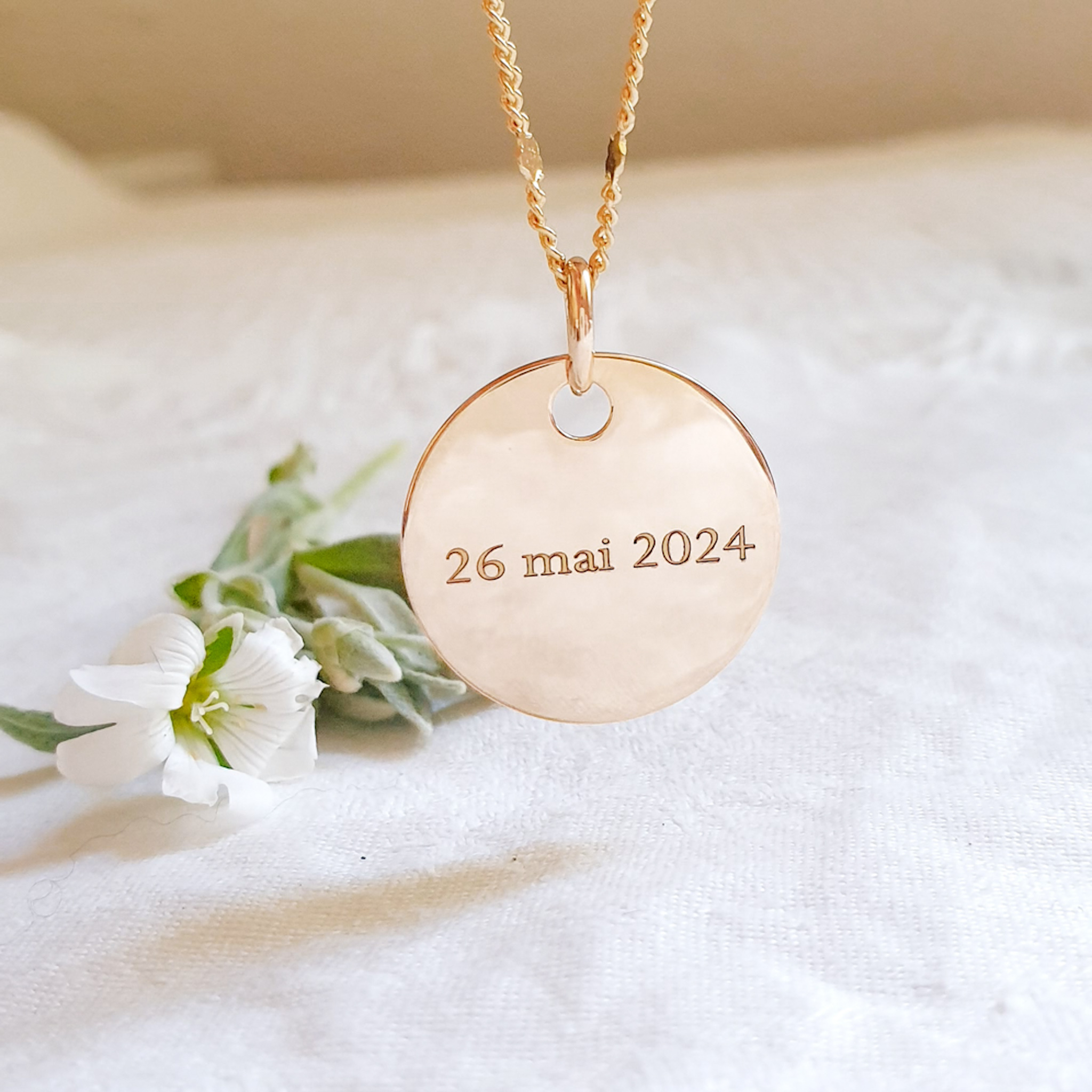 pendentif grave date naissance