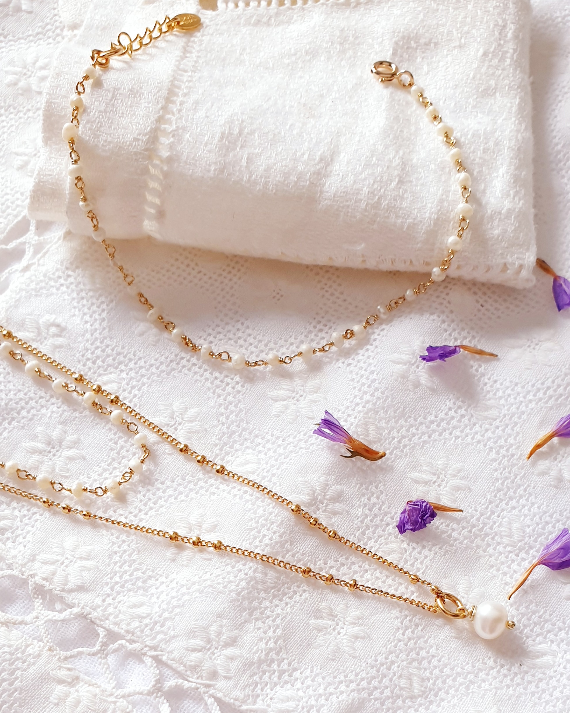 bijou femme nacre blanche