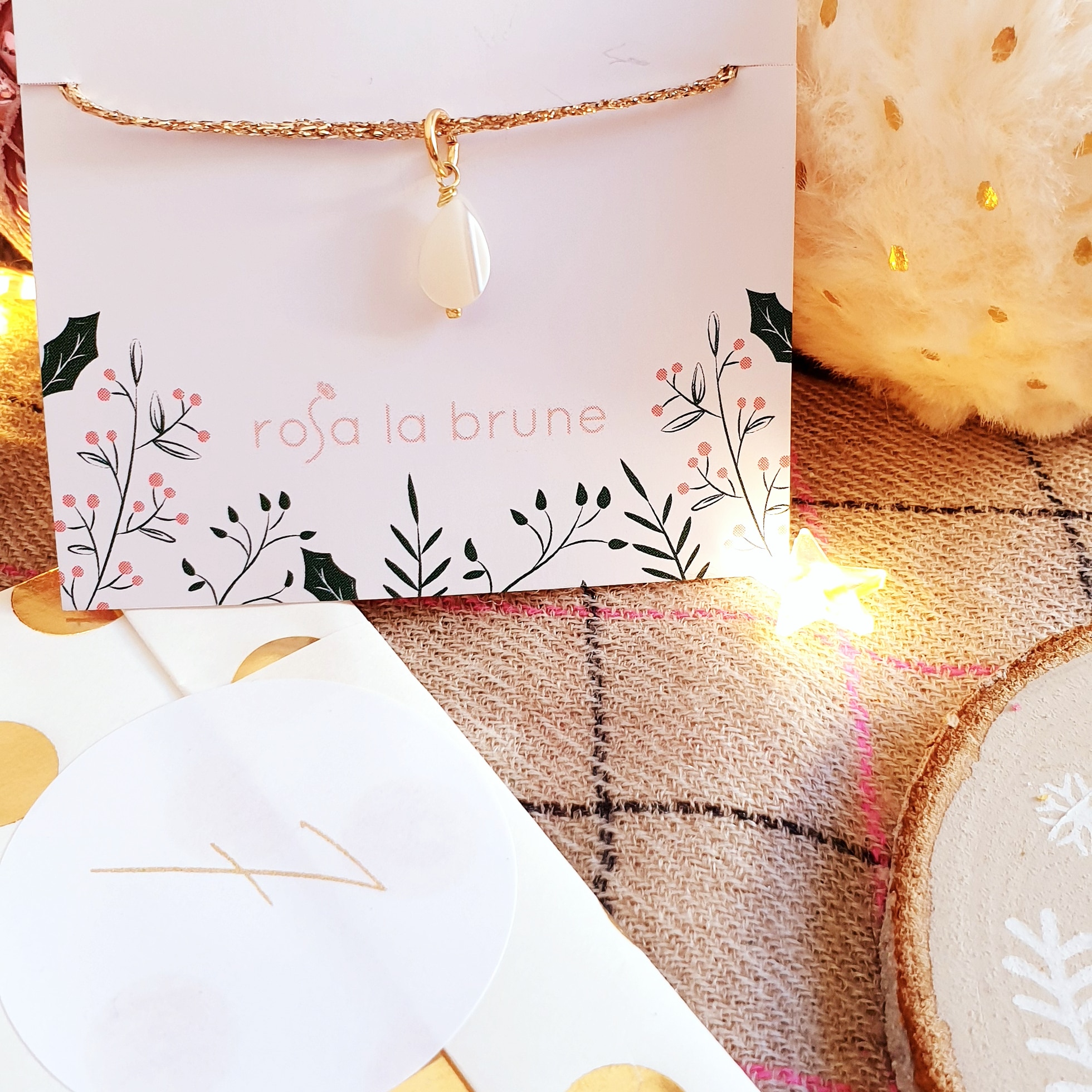 charm nacre blanche collier