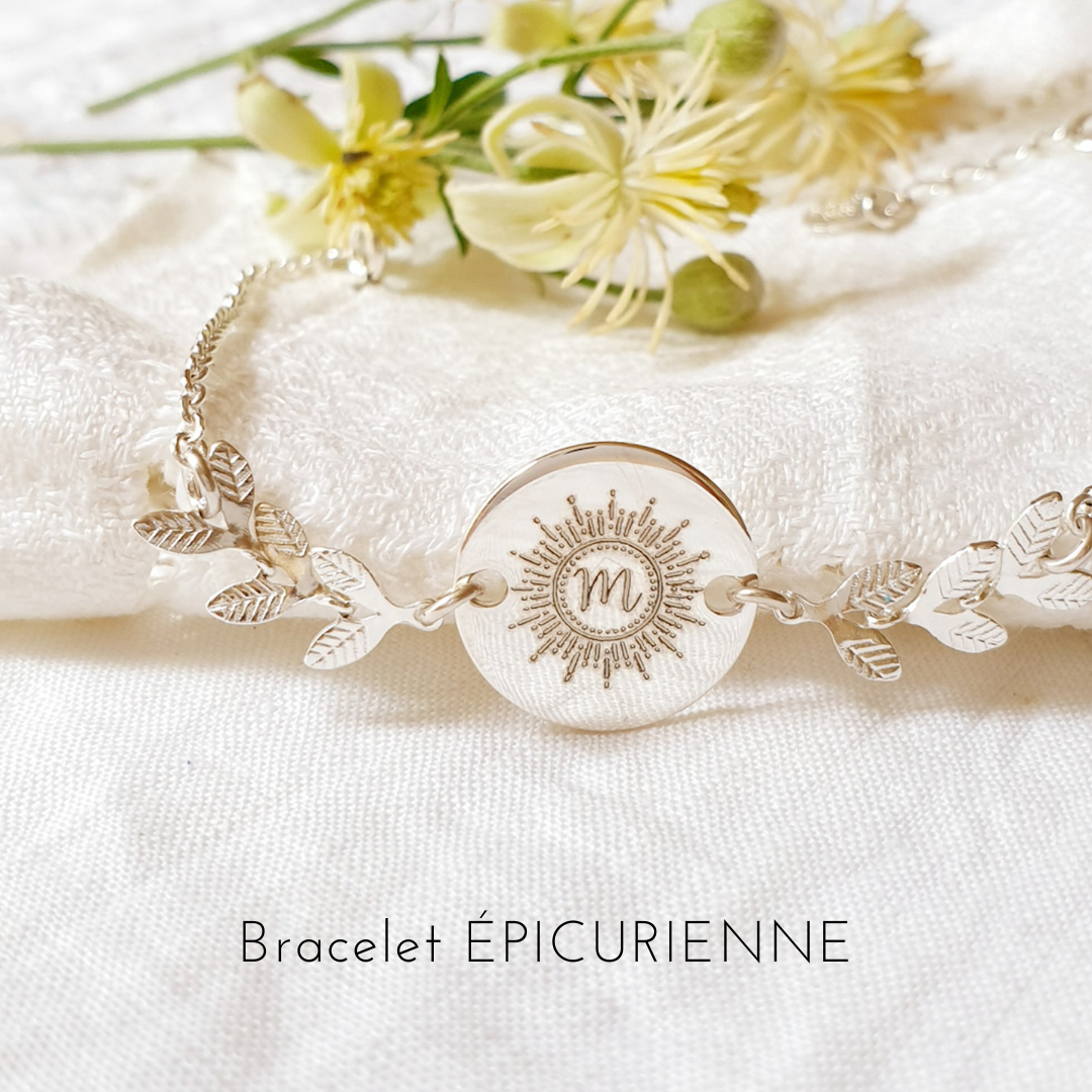 bijou lettre initiale avec traits bracelet argent