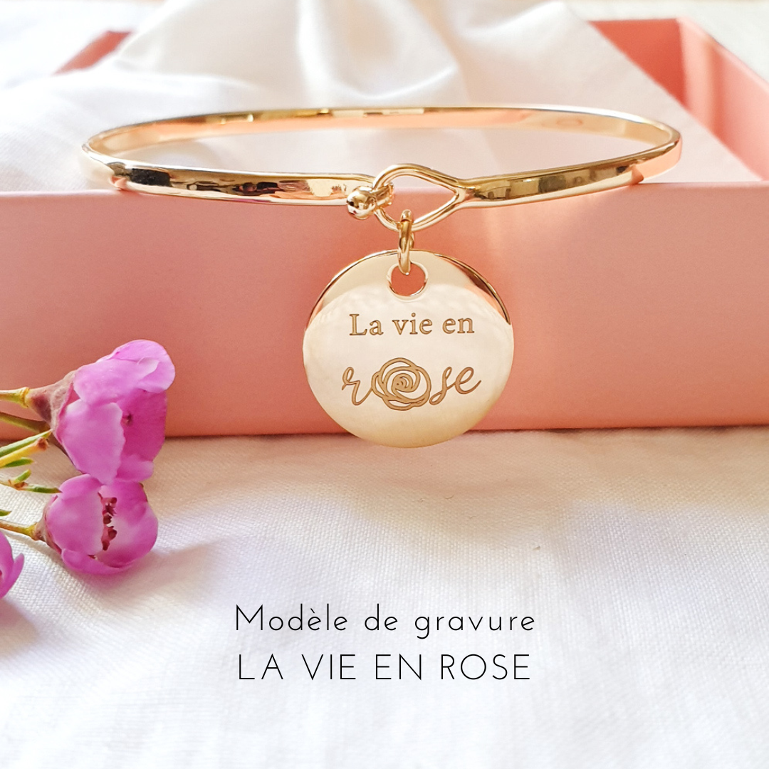 bracelet jonc personnalise femme plaque or la vie en rose