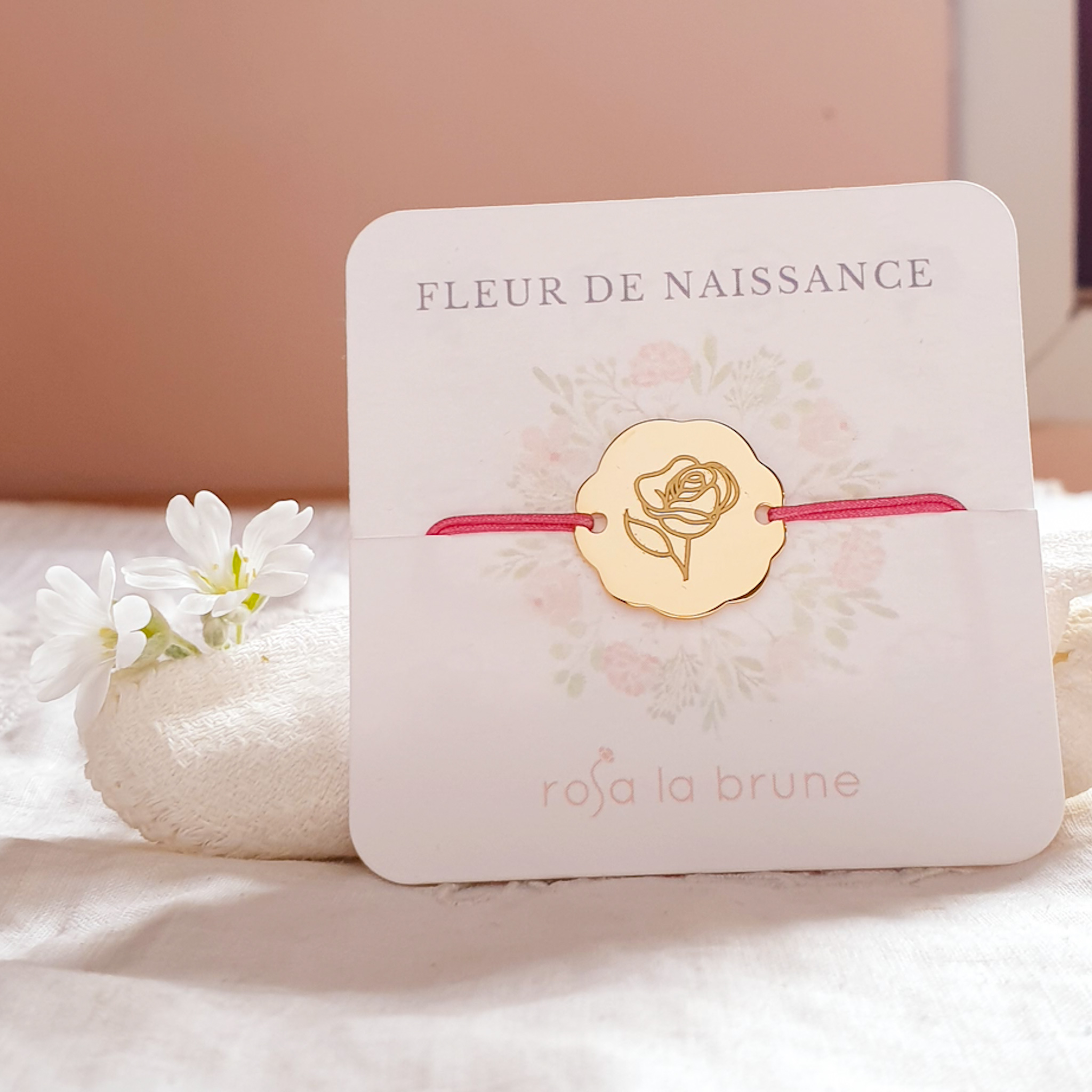 bracelet fleur de naissance juin rose ingenue