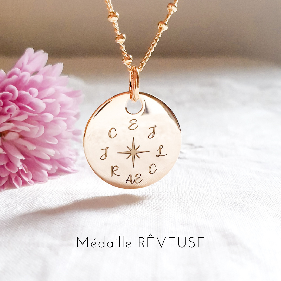 collier grand mere personnalise rose des vents
