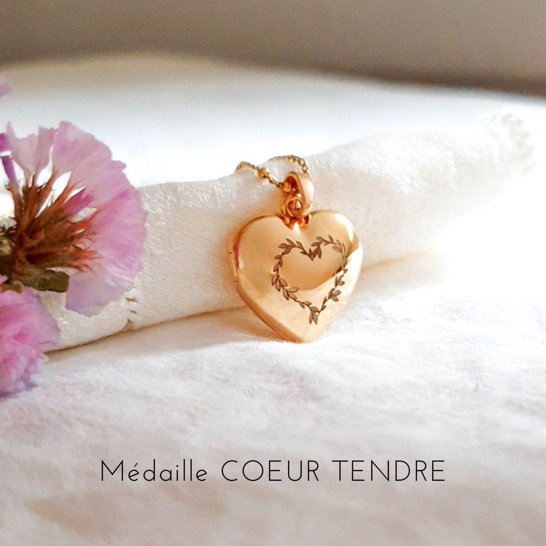 medaillon coeur avec feuilles grave