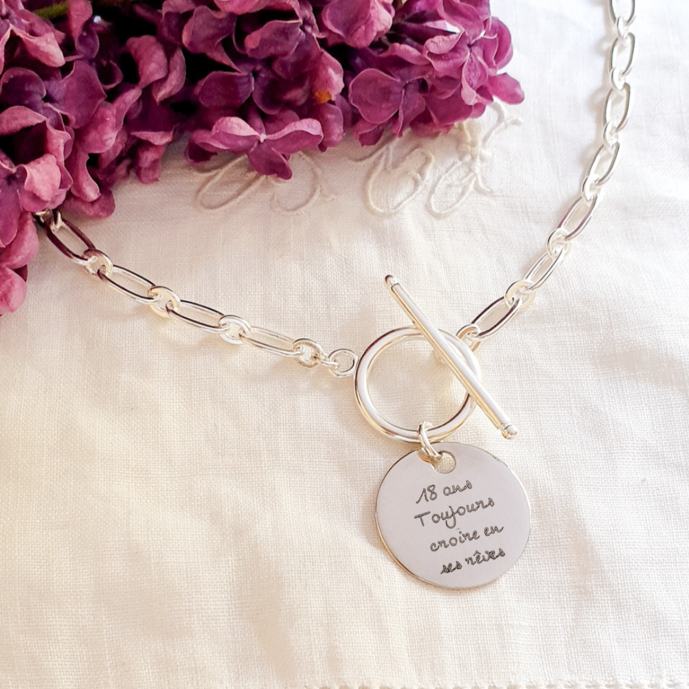 cadeau 18 ans collier tendance argent