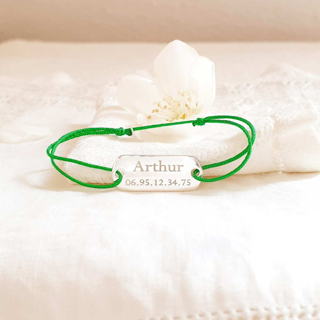 bracelet enfant identification telephone