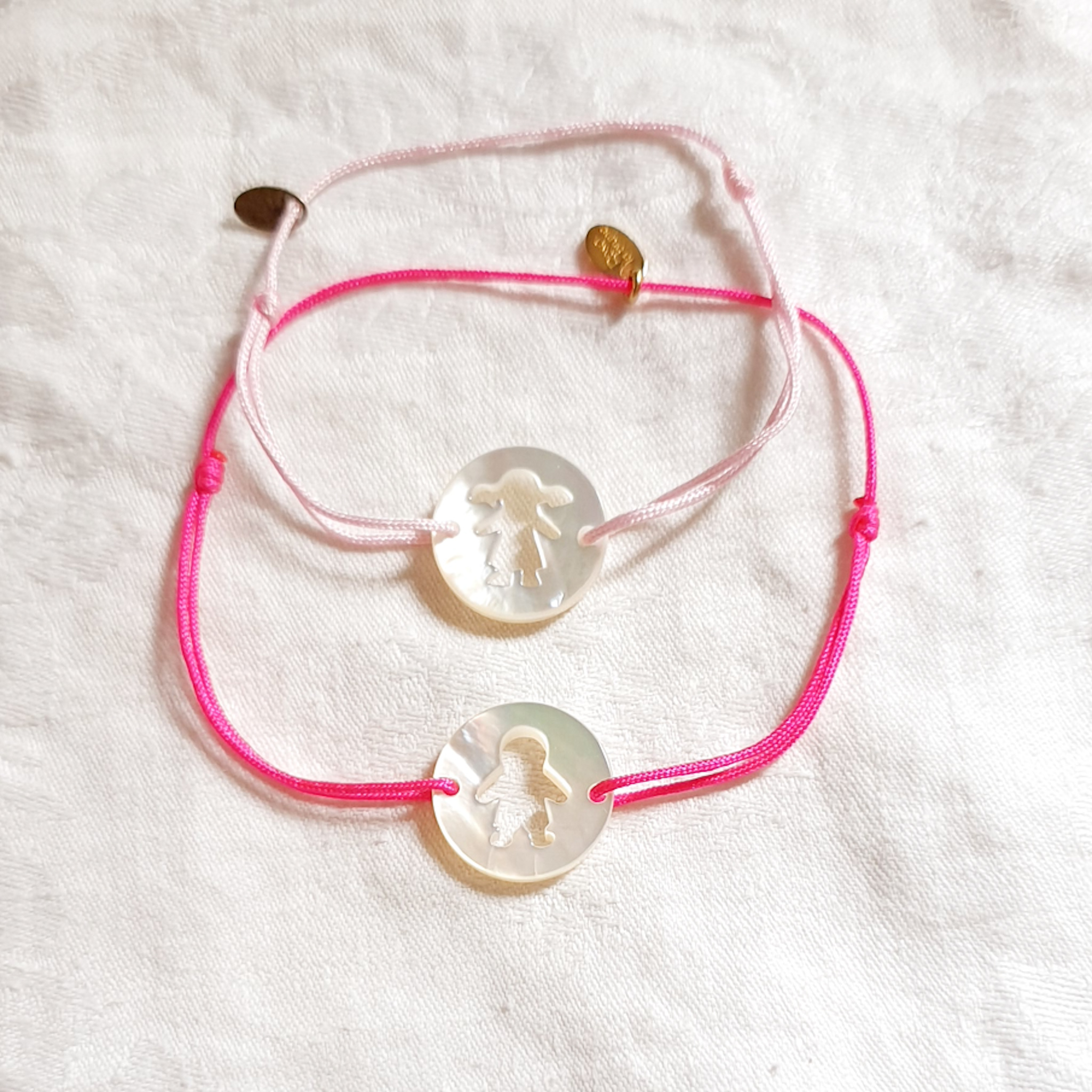 bracelet cordon nacre en solde