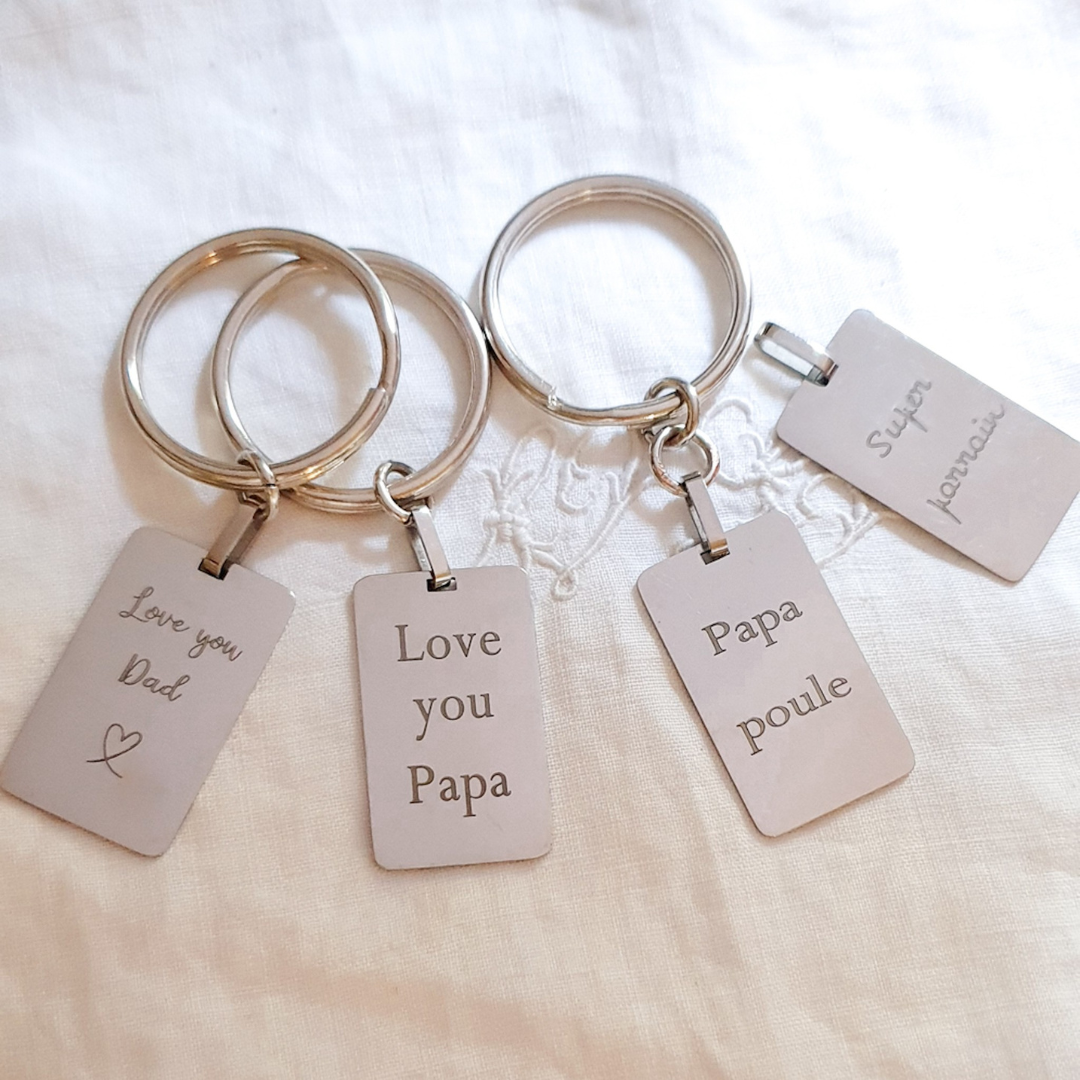 PORTE CLES gravés pour papa ou parrain personnalisables au verso