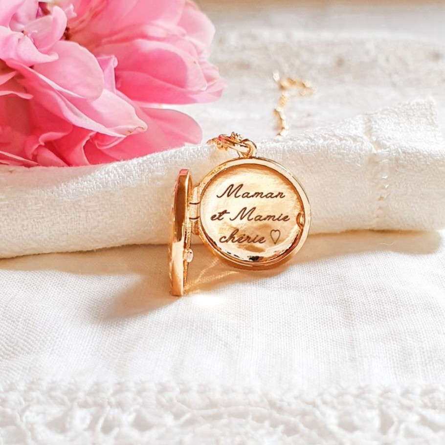 medaillon or femme cadeau mamie