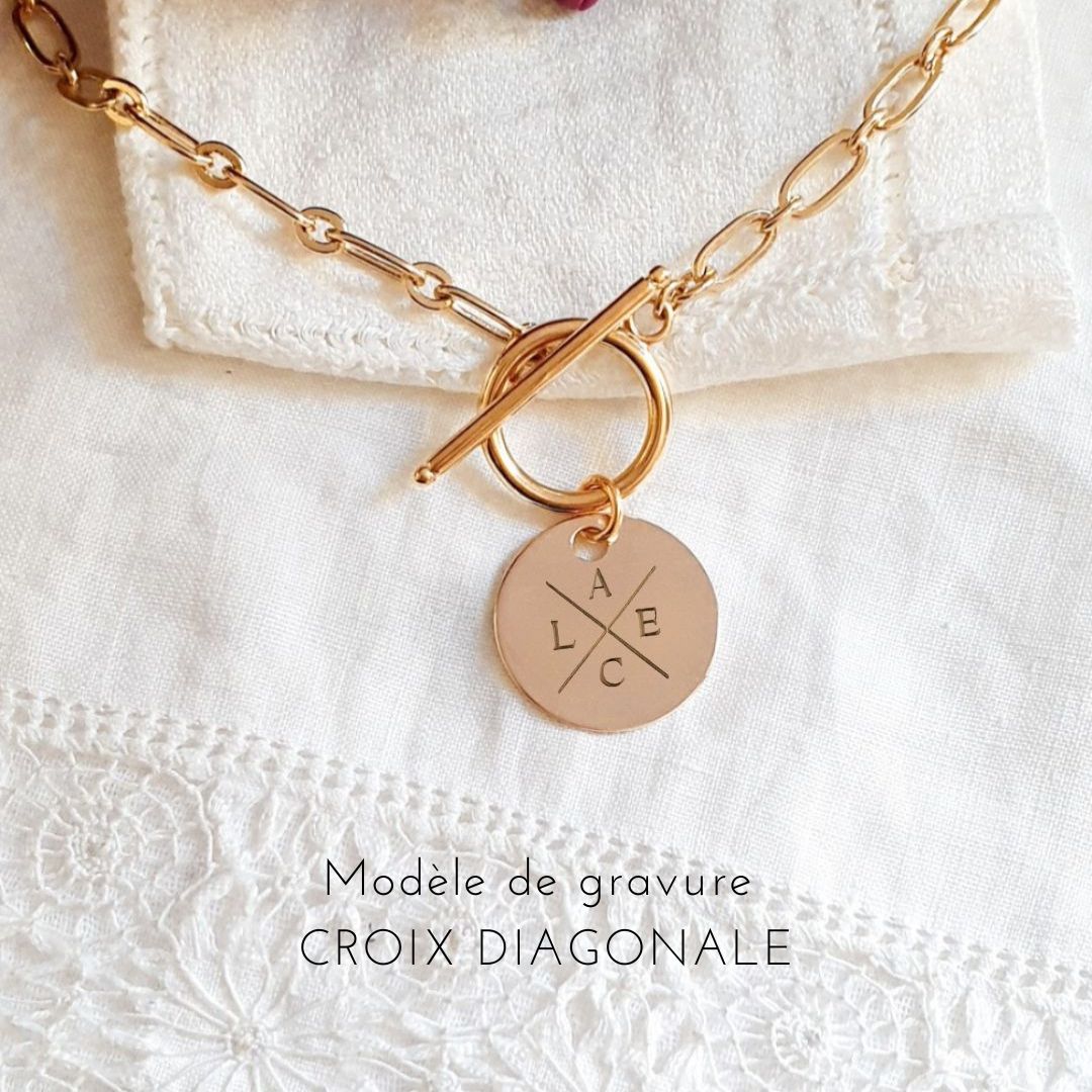 collier a grosses mailles personnalisé medailles initiales croisees