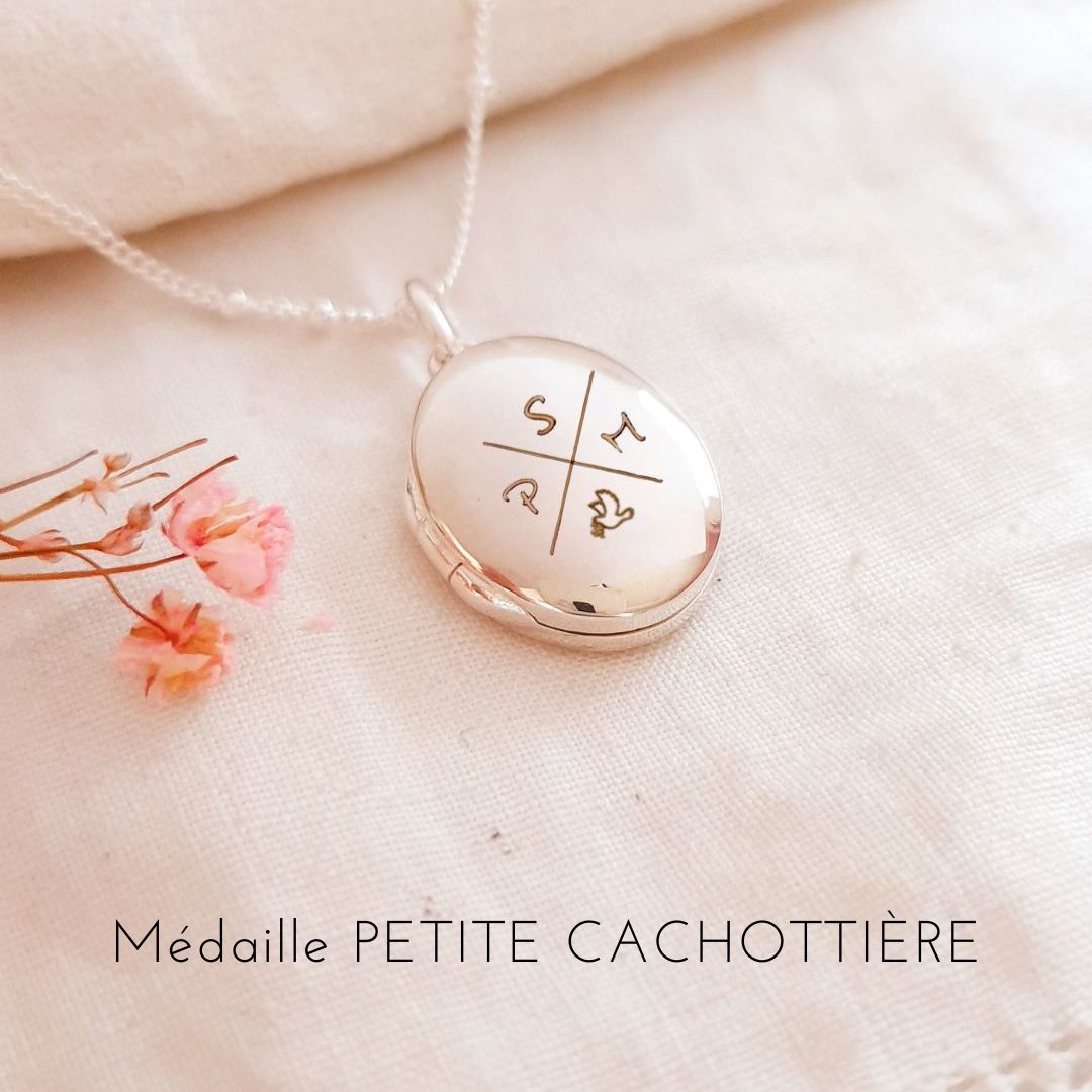 bijoux personnalisé femme médaillon initiales