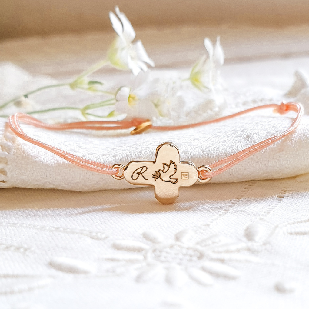 cadeau communion petite croix personnalisée