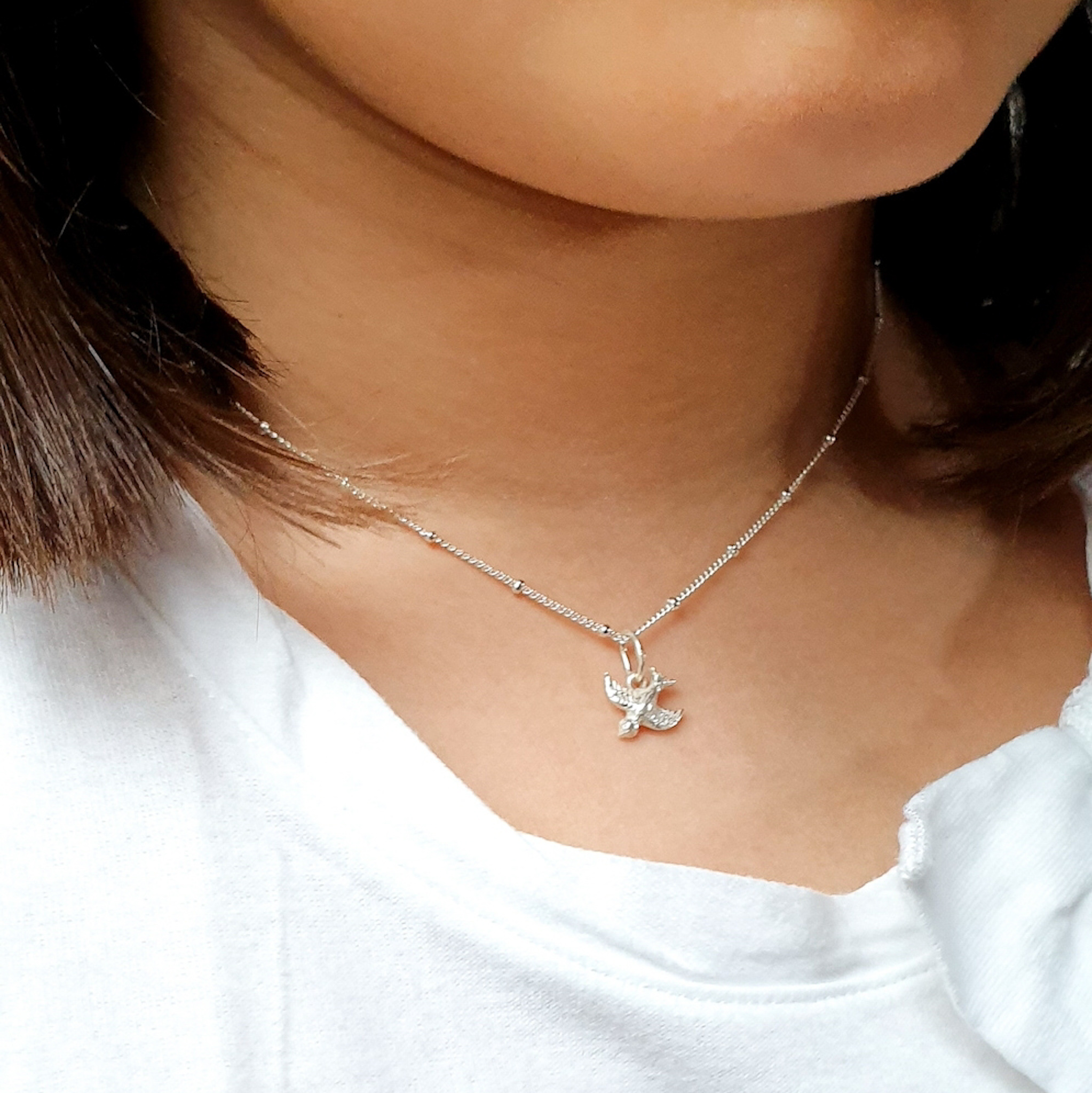 collier-argent-religieux-colombe-de-paix