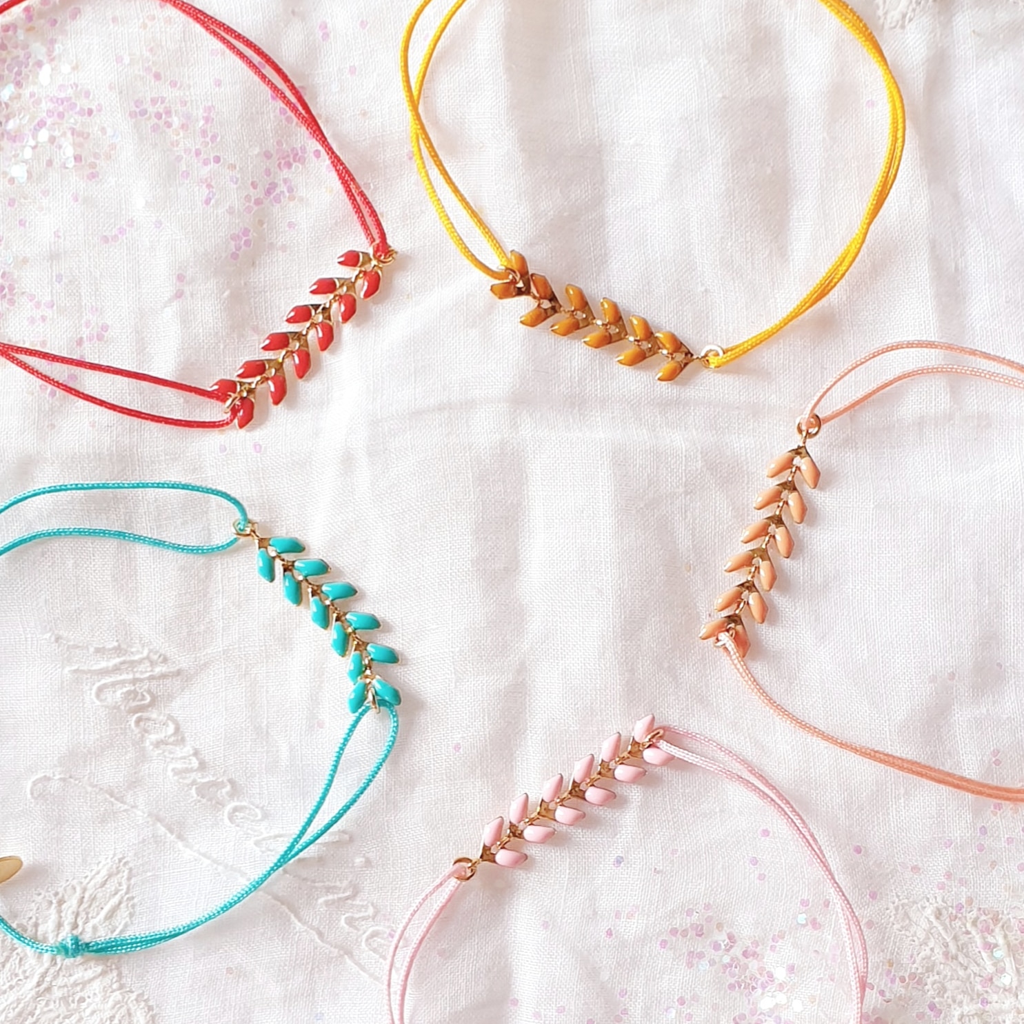 bracelet-cordon-femme-plaque-or-summer-vibes