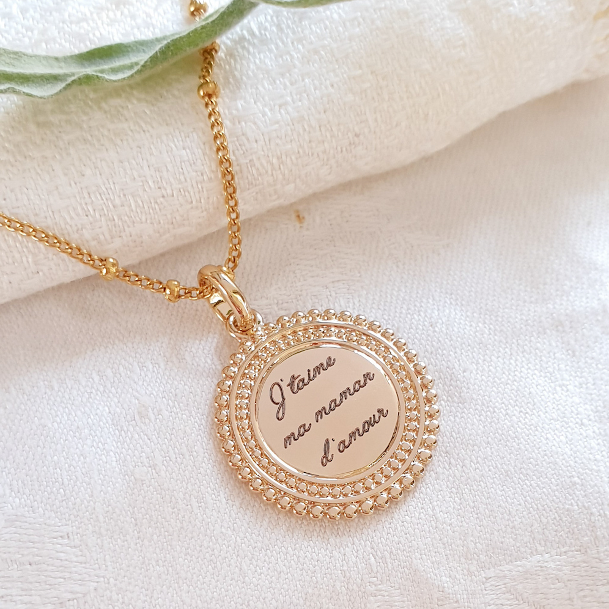 collier-maman-d-amour-grave