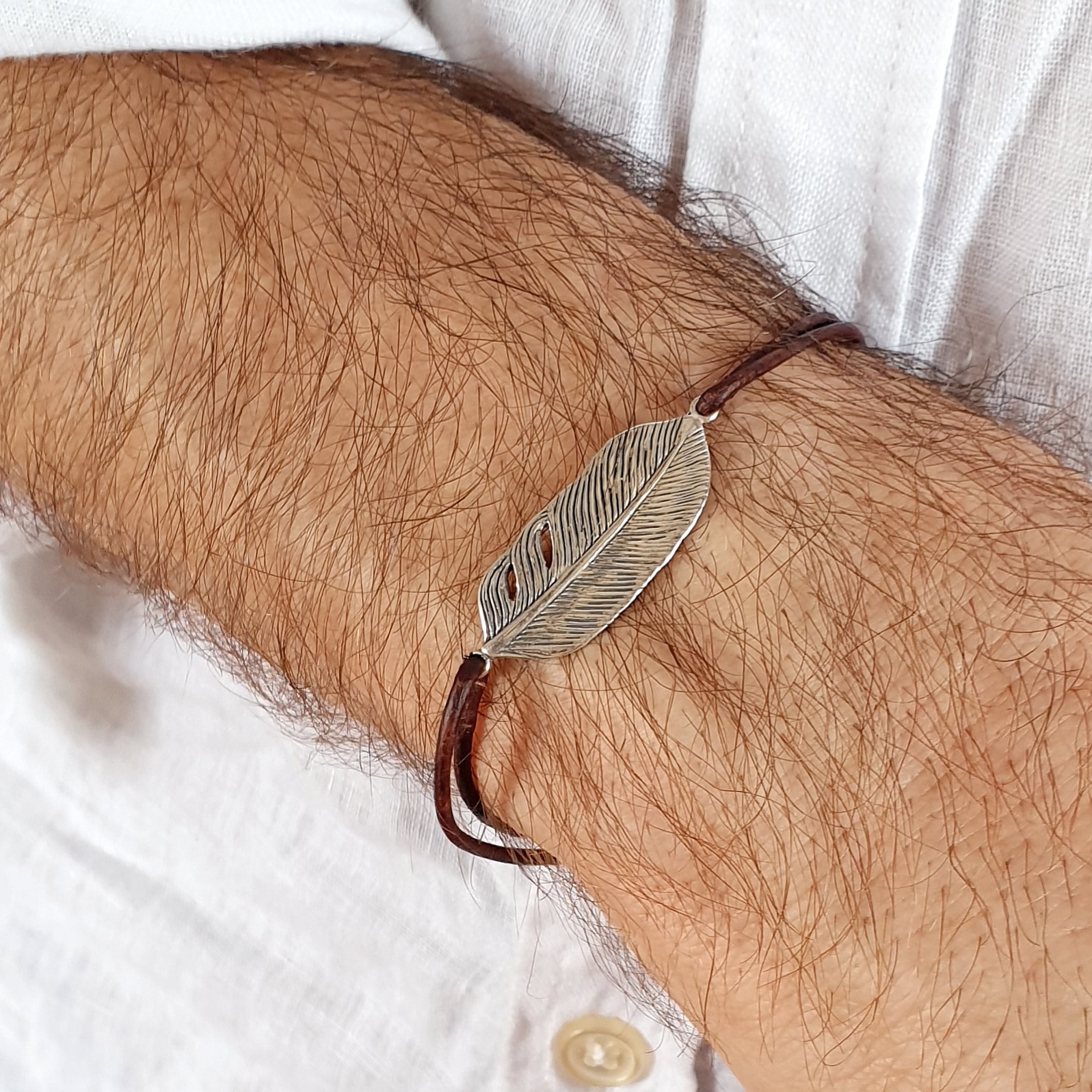 BRADLEY bracelet plume en argent avec cordon au choix