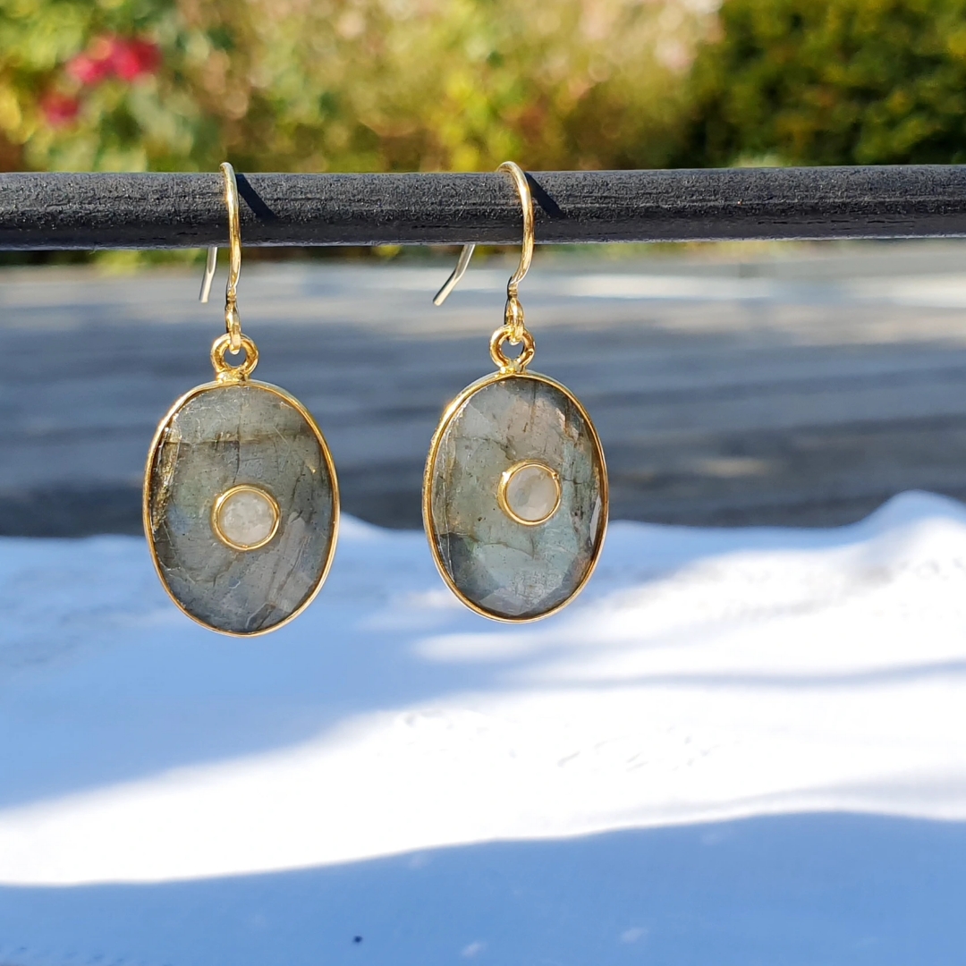 bo-intrigantes-ovales-labradorite
