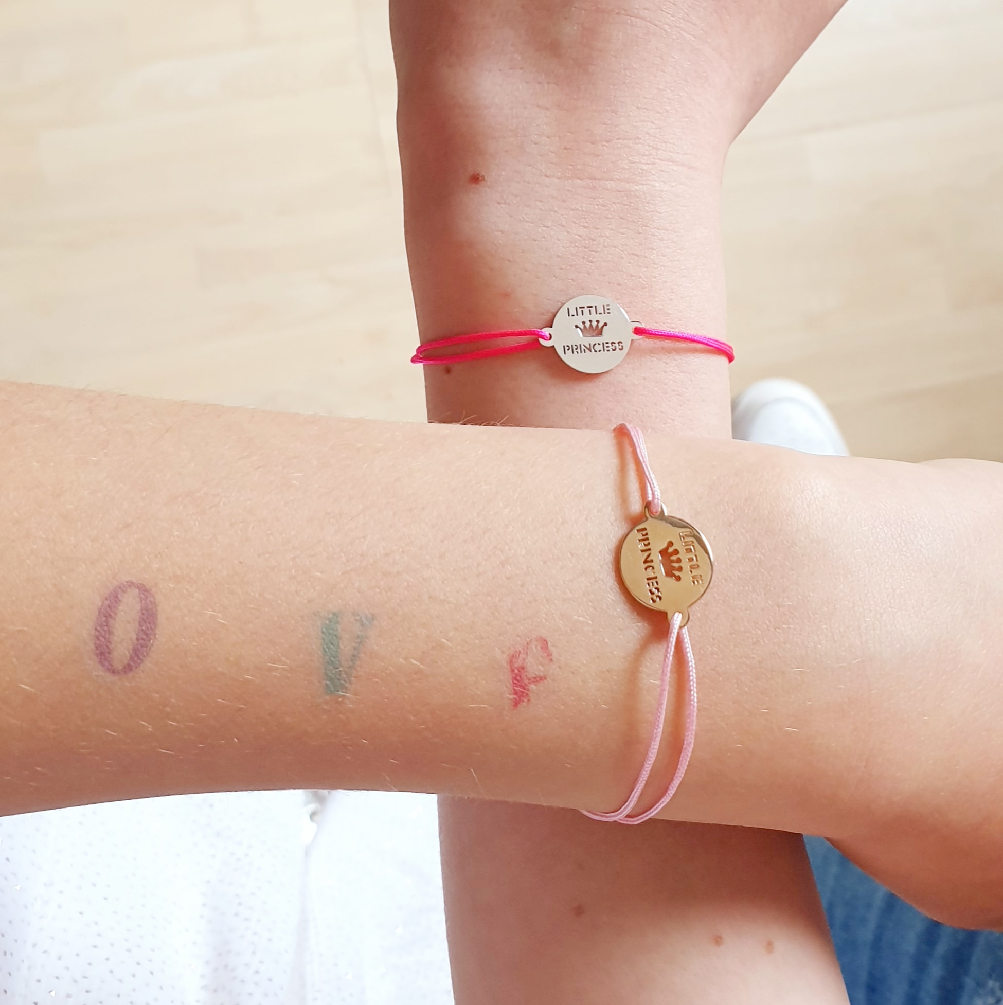 bracelets-d-amitie-filles-cordon