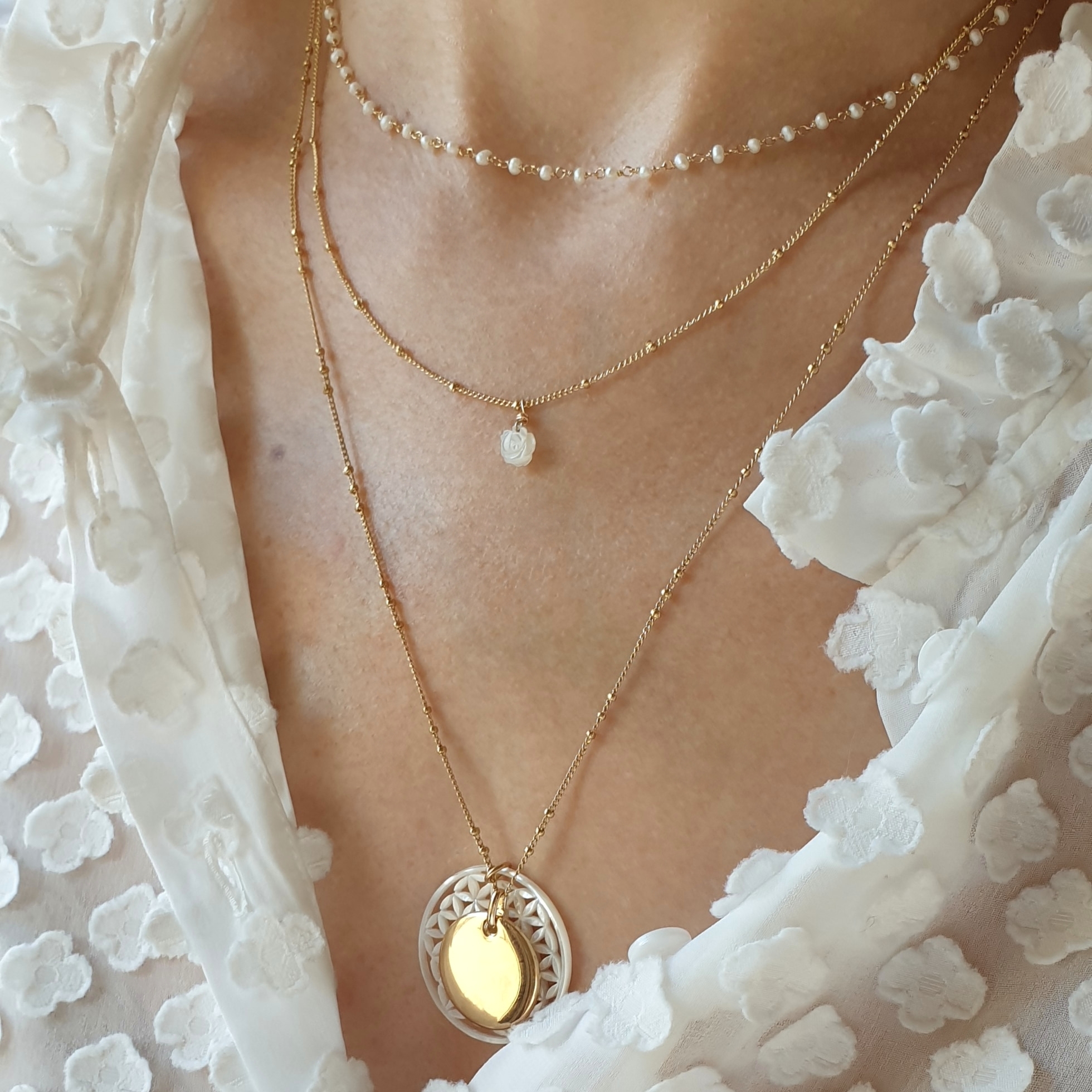 collier-nacre-blanche