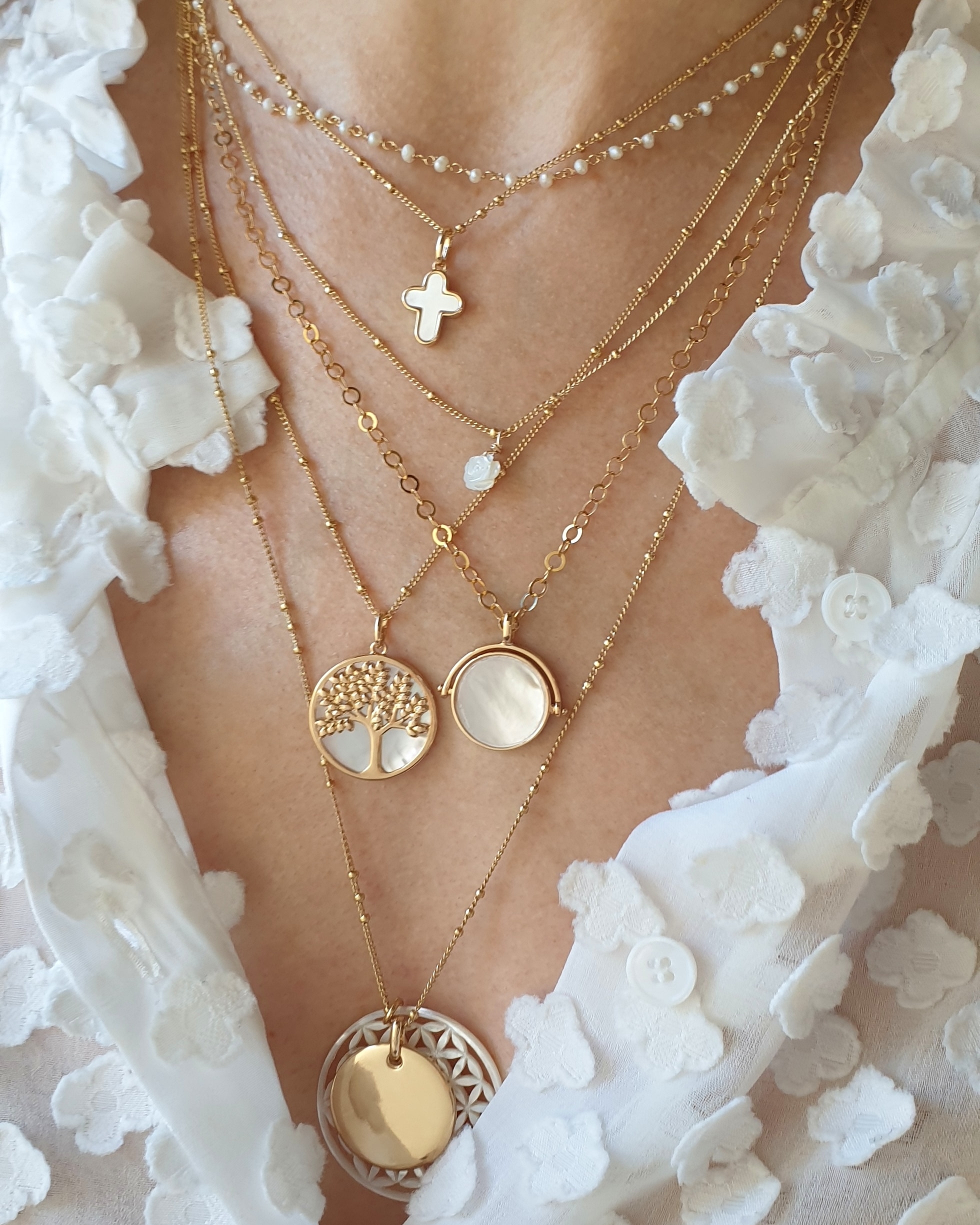 bijou-nacre-femme-chaine