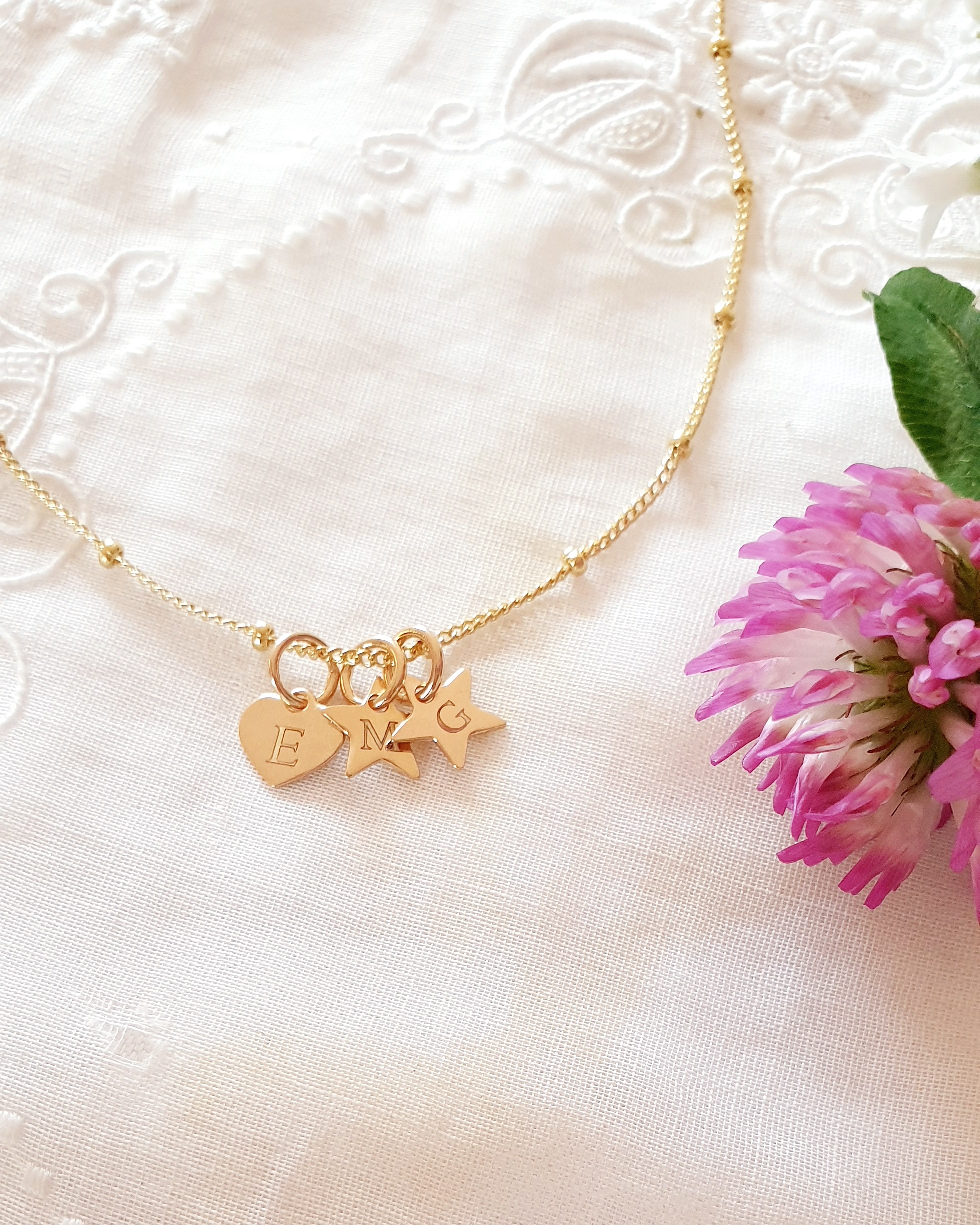 collier-pampilles-etoiles-coeurs-personnalisables-fille