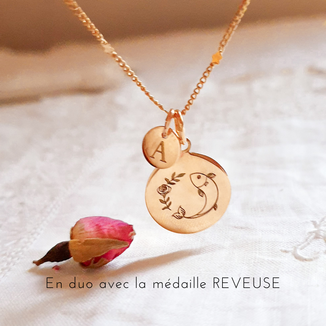 petite-medaille-personnalise-et-bijou-astro-poisson