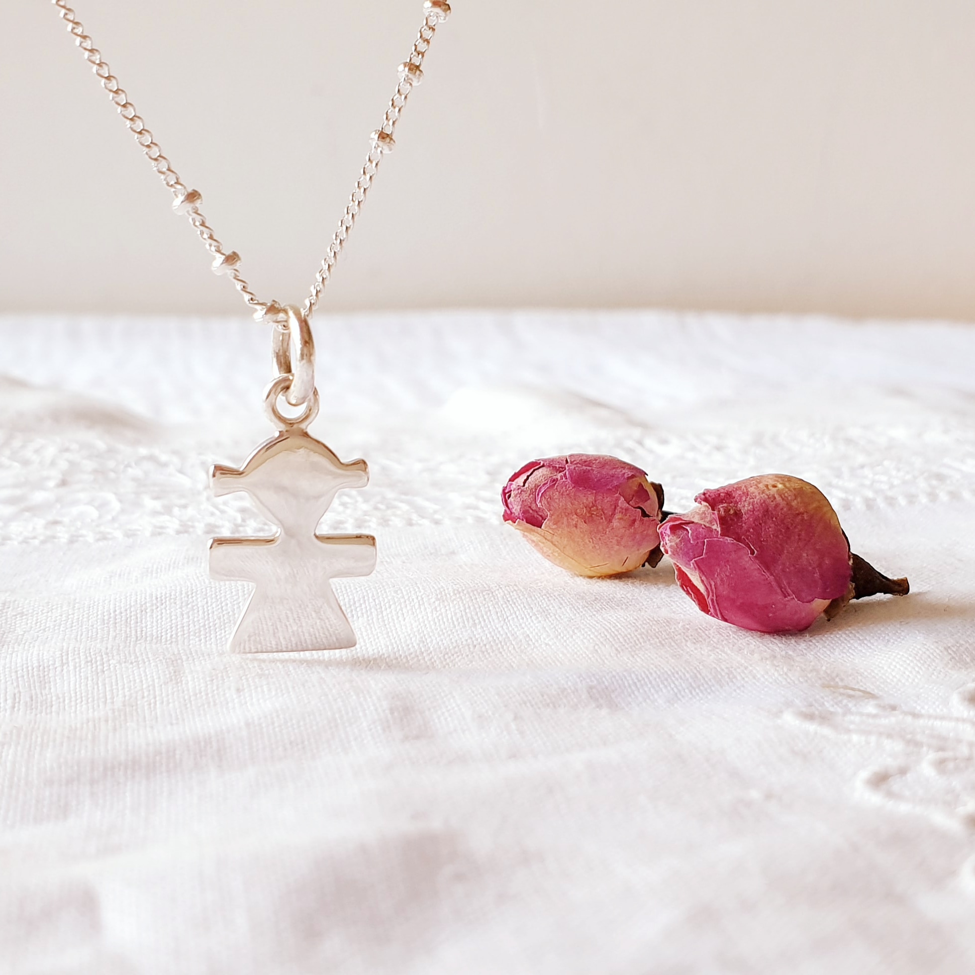 collier-femme-personnalisable-fille-argent