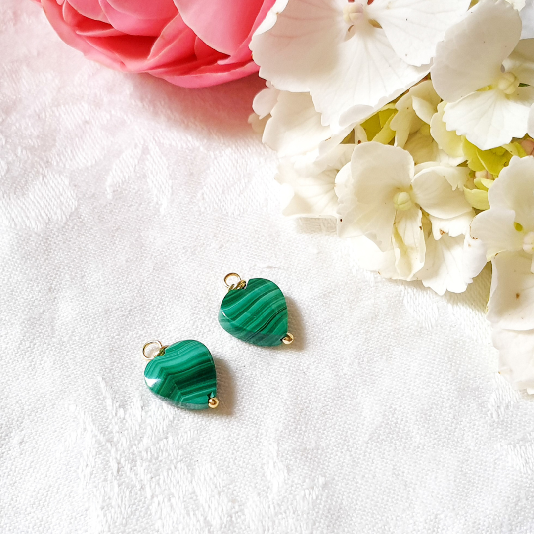 pendentif-boucle-coeur-pierre-vert-malachite