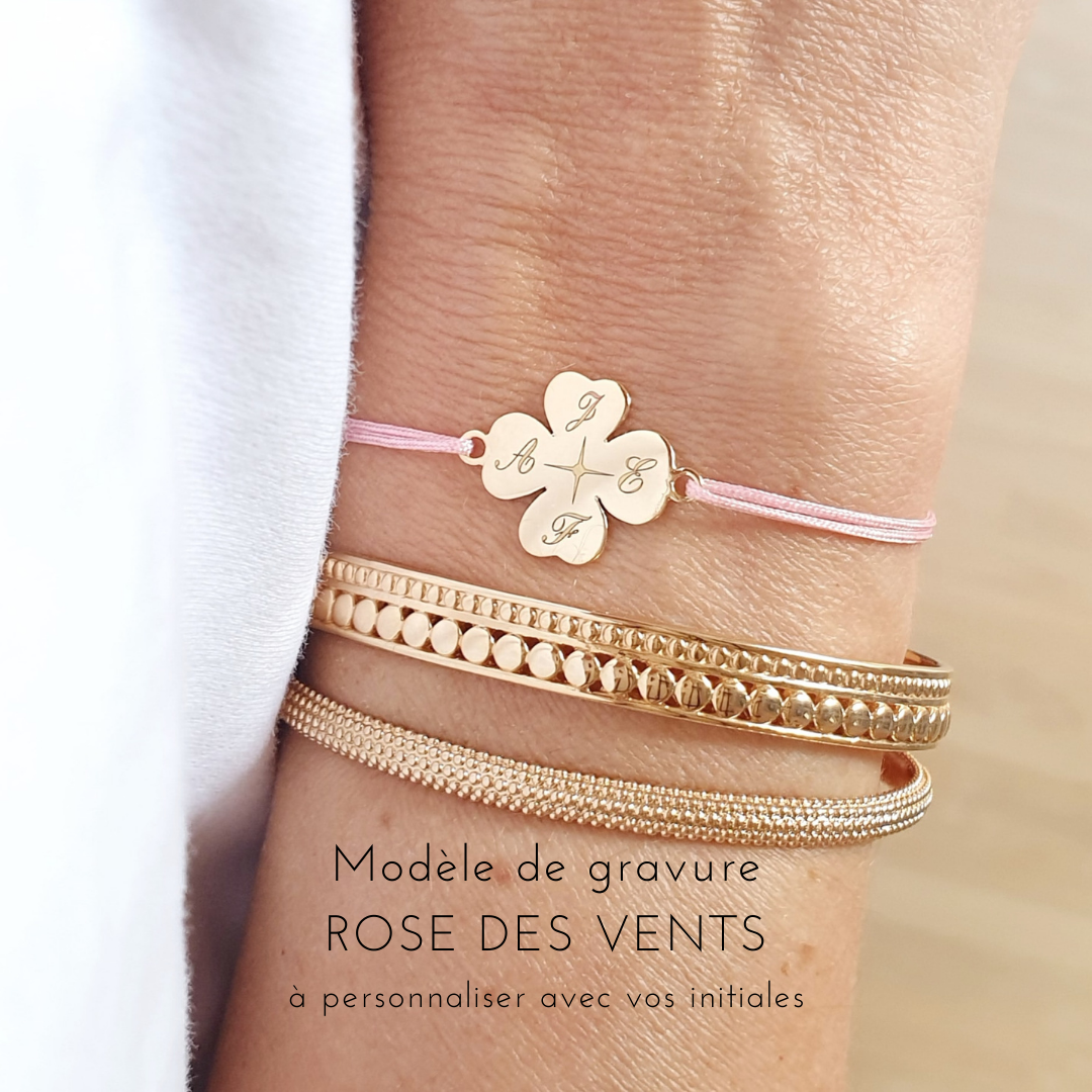 bracelet-personnalise-lettre-rose-des-vents-trefle
