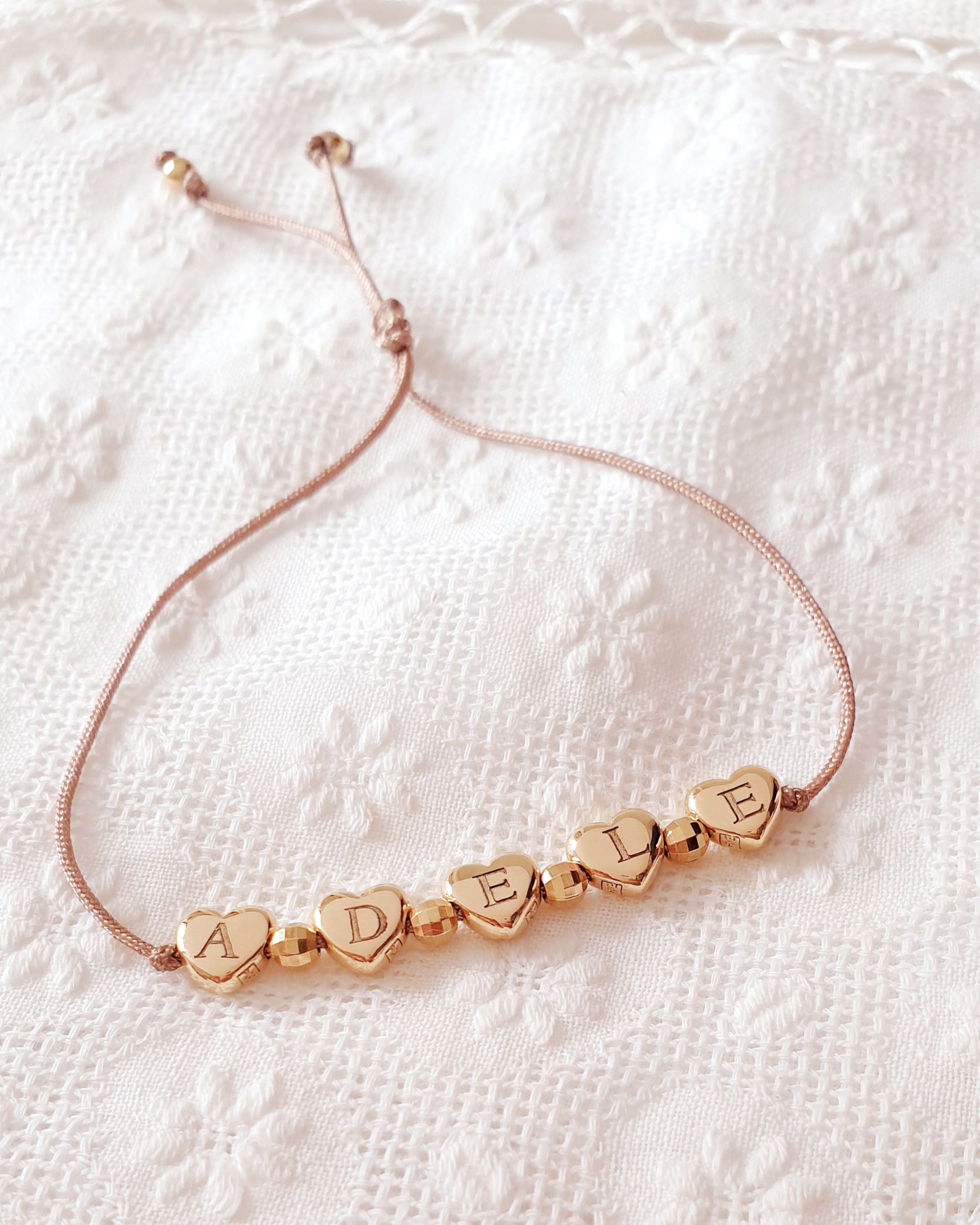 bracelet-prenom-personnalise-medailles-coeur
