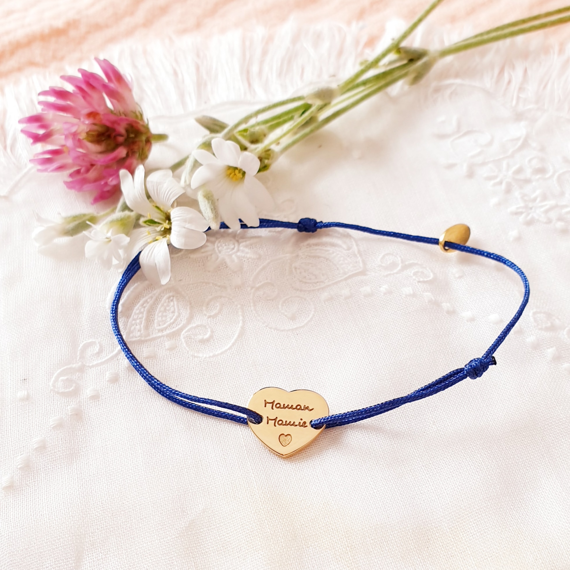 bracelet-personnalise-maman-mamie-coeur-cordon