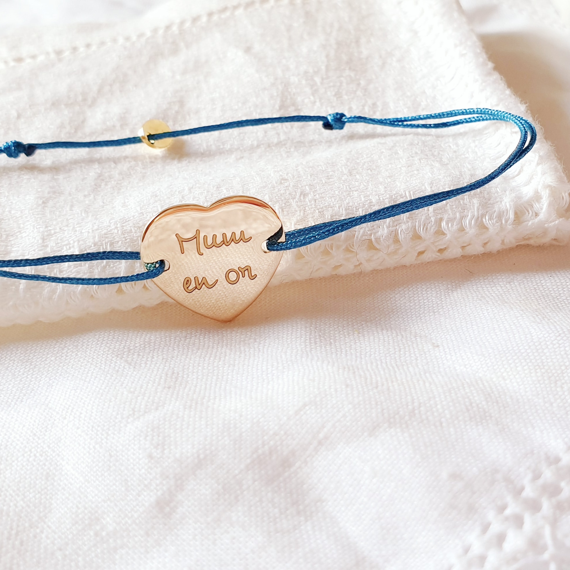 bracelet-femme-cordon-coeur-maman