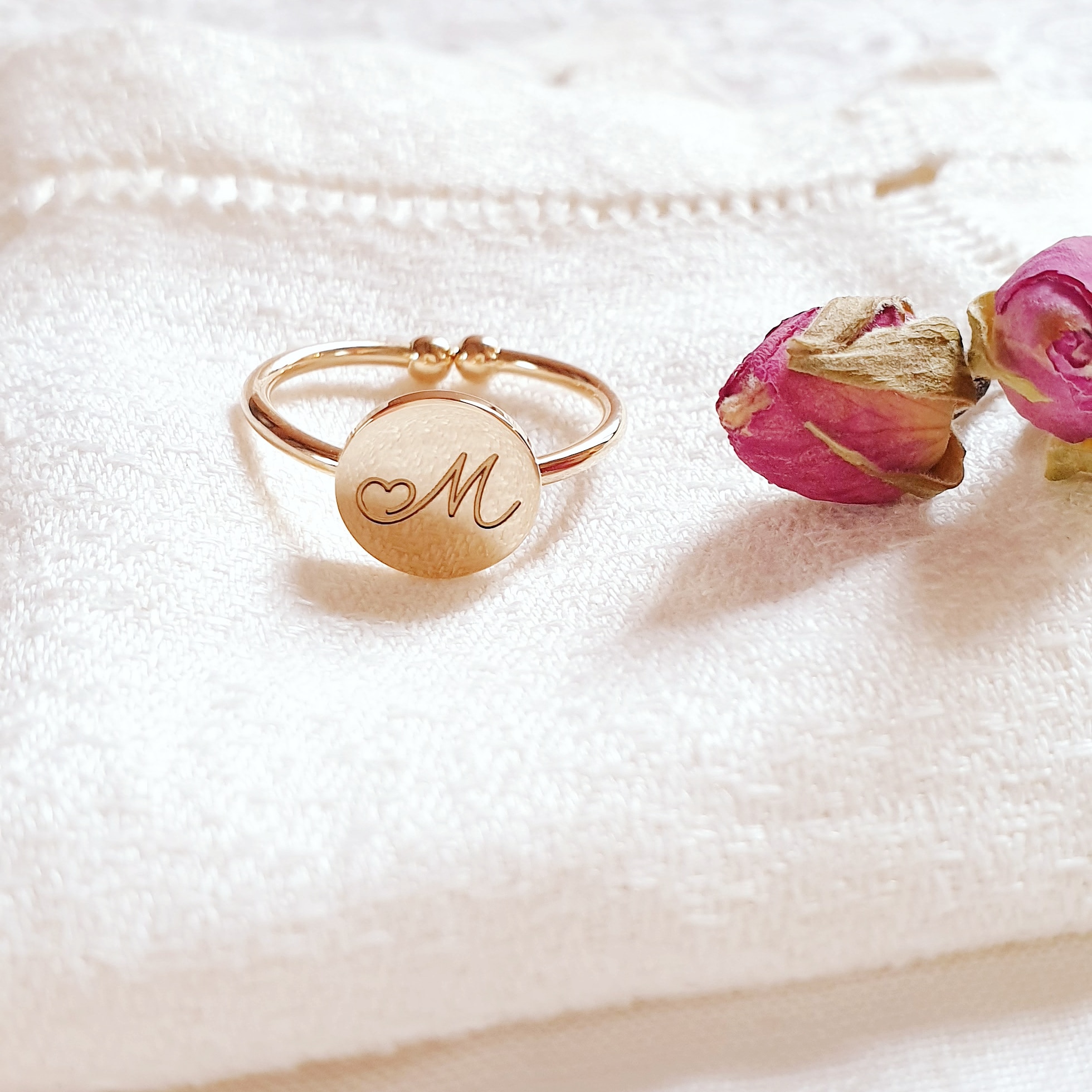 bague-initiale-gravee