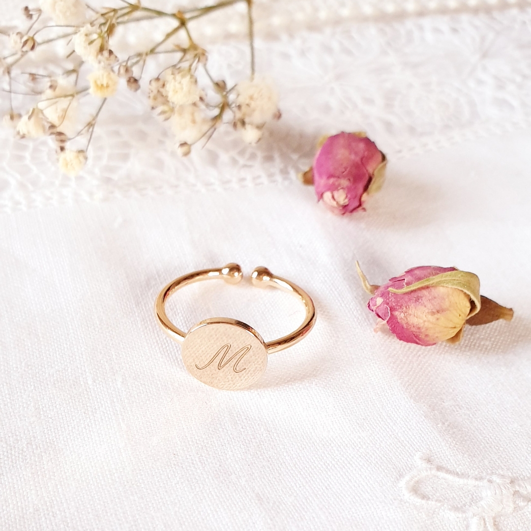 bague-femme-gravee-reglable