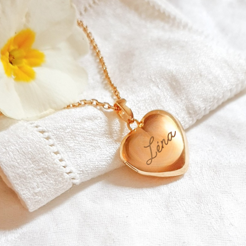 collier-coeur-avec-prenom-grave