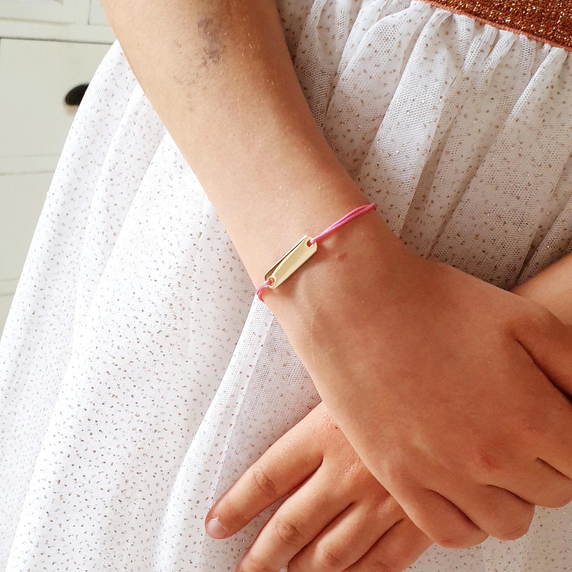 bracelet-plaque-personnalisable-enfant-fille