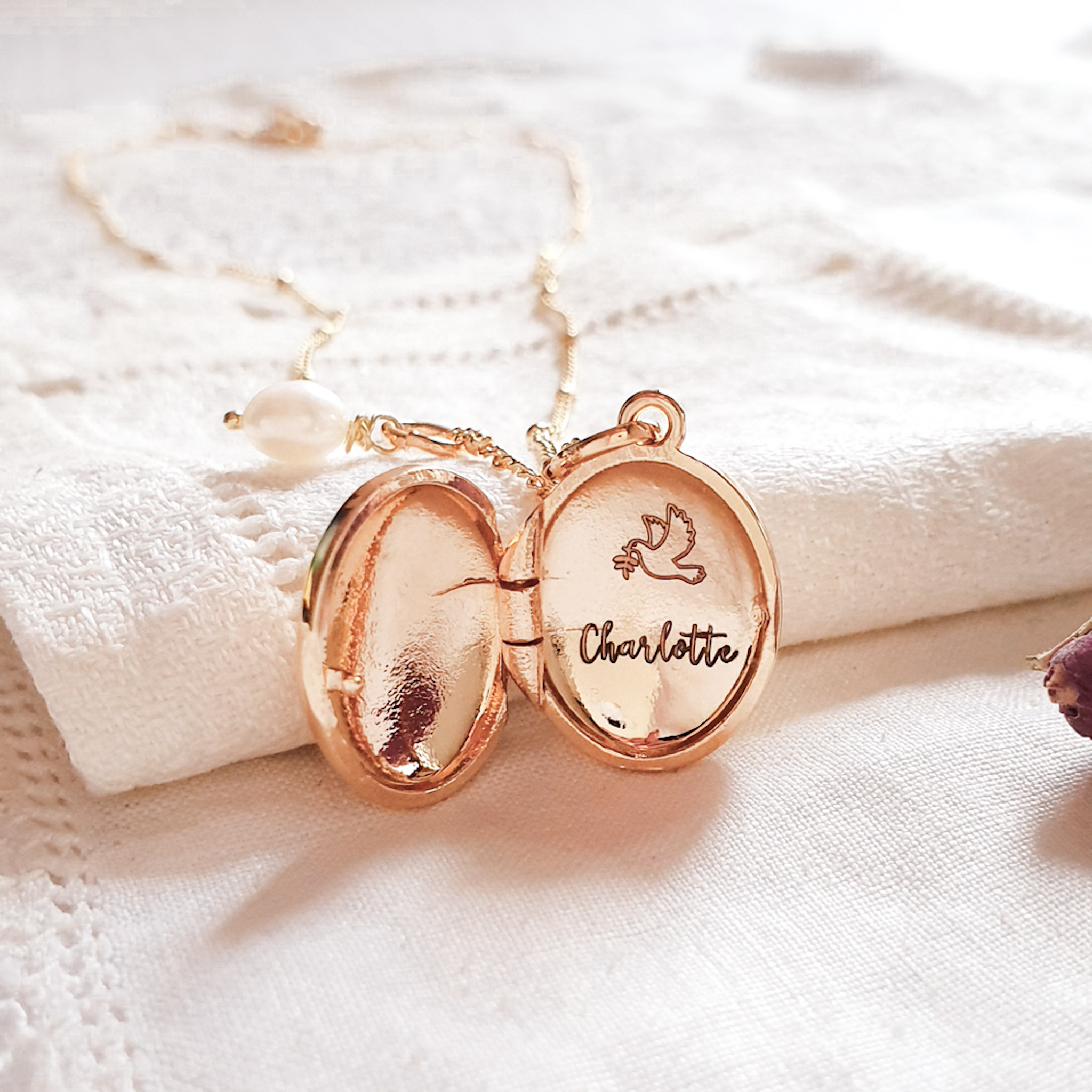 collier-avec-prenom-fille-colombe
