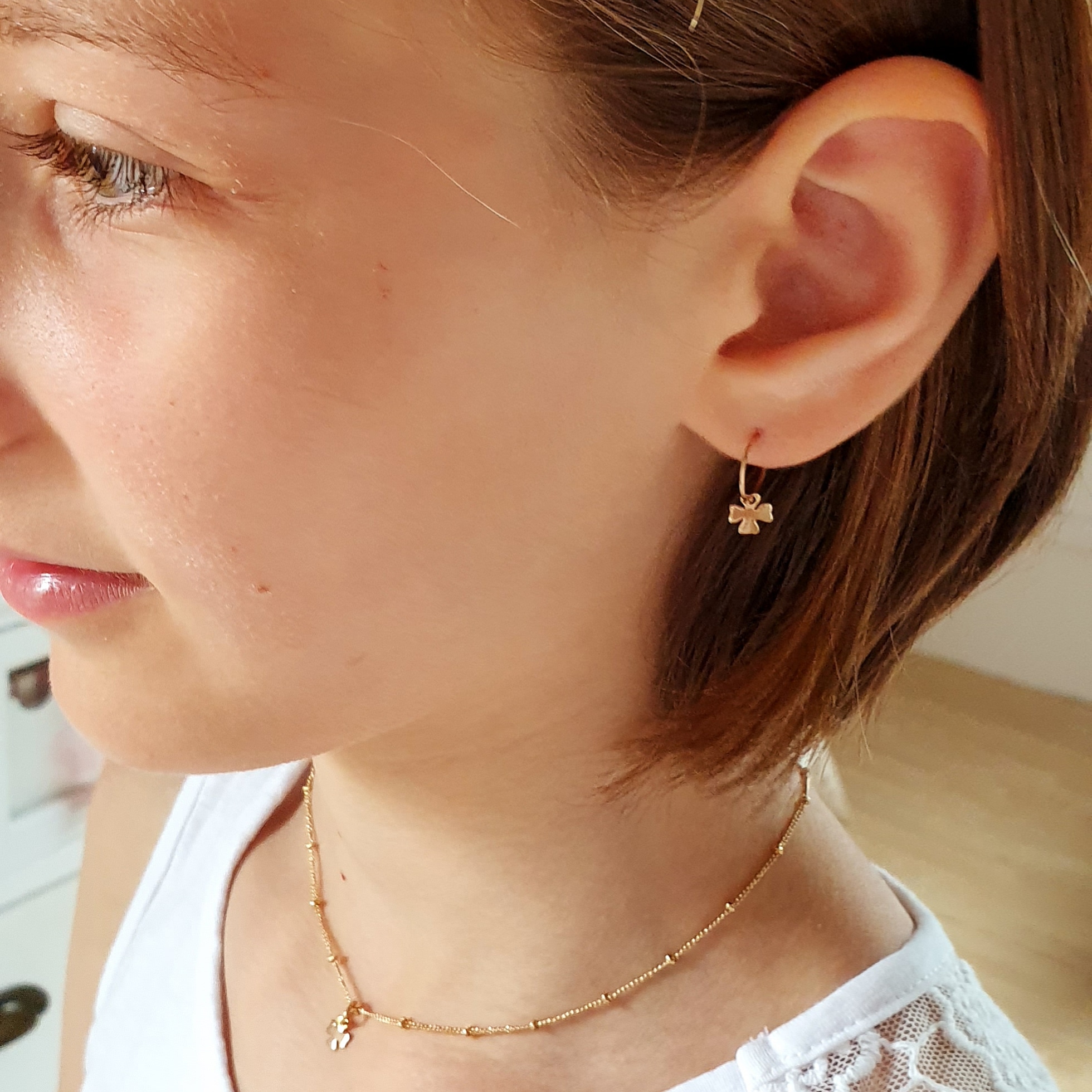 charm-trefle-pour-boucles-oreille-fille