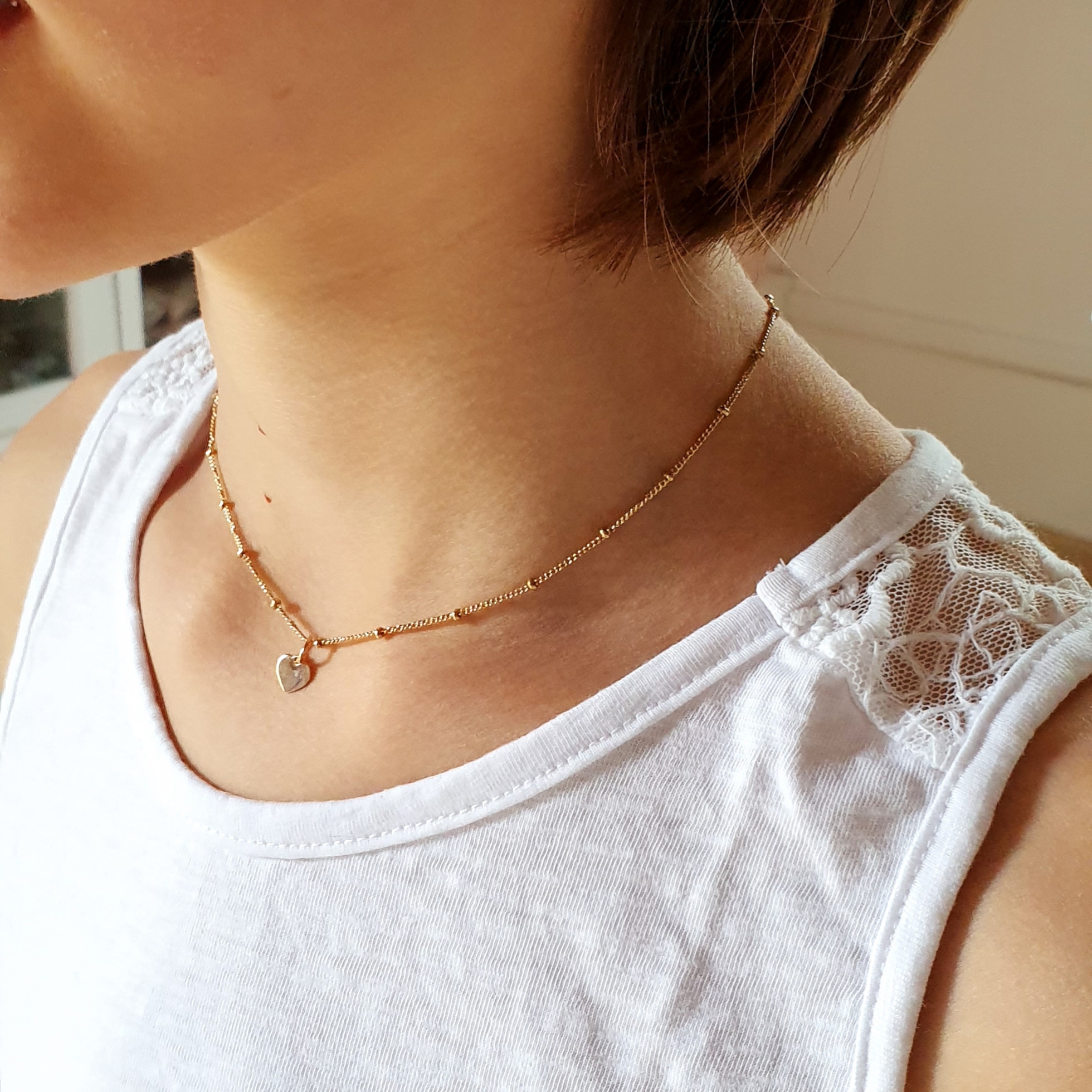 collier-ras-de-cou-personnalisable-fille-mini-coeur