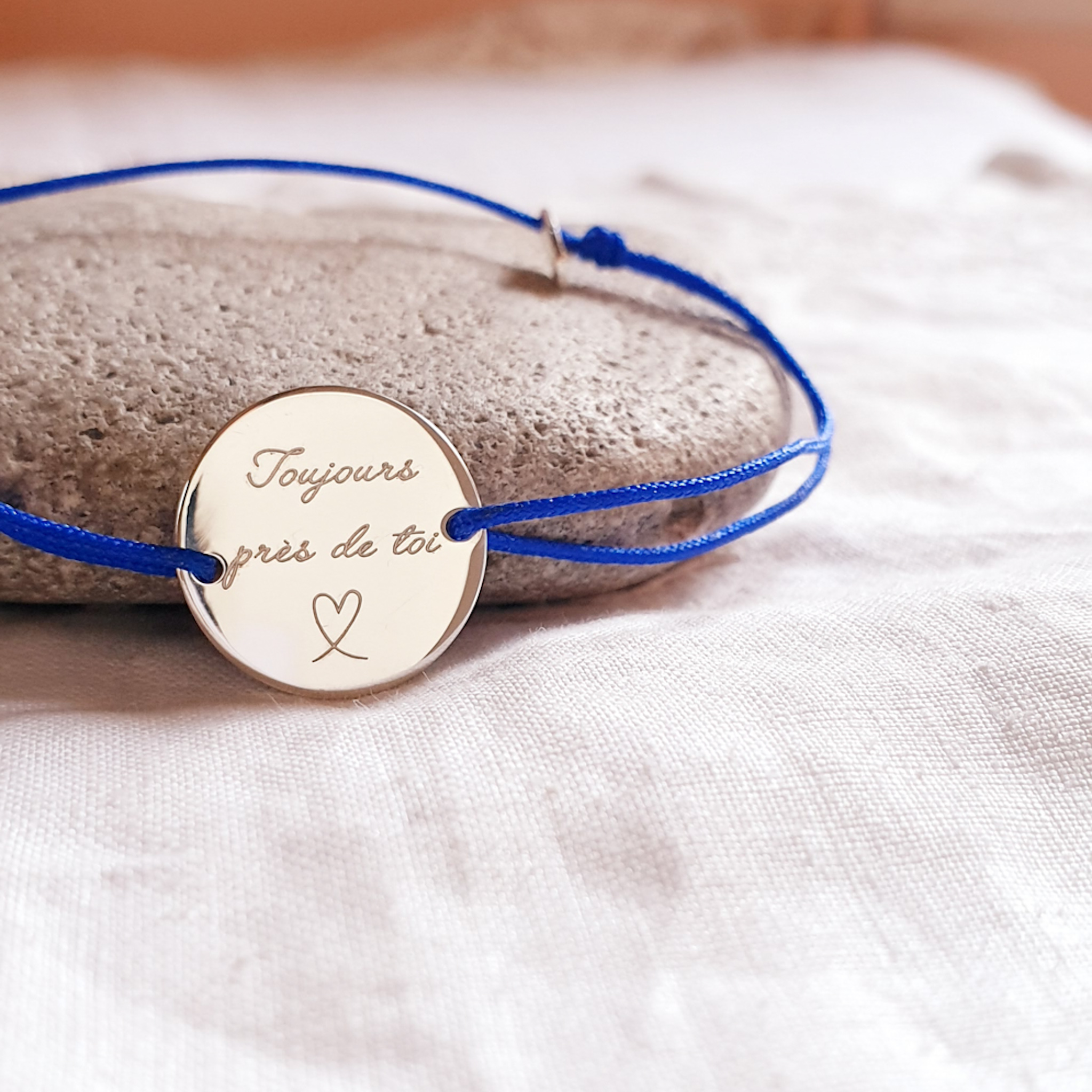 bracelet-argent-cordon-grave-message-coeur