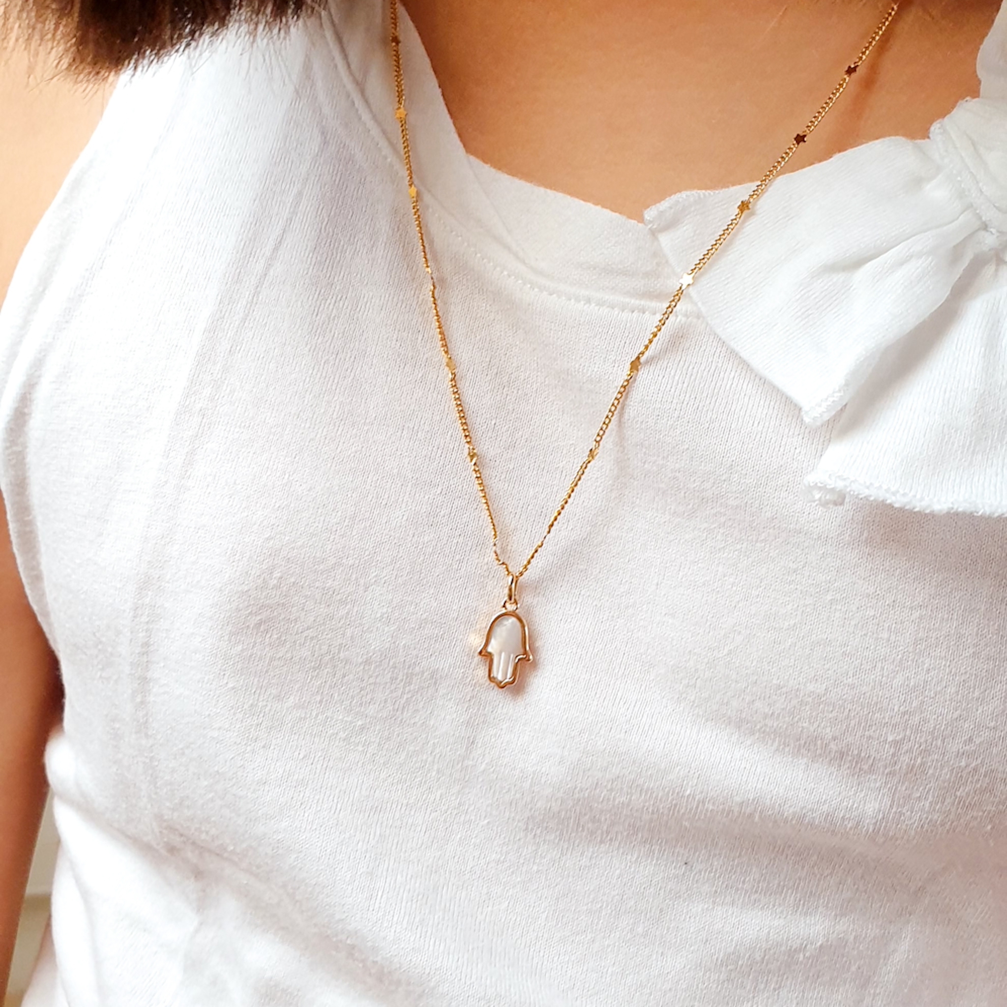 pendentif-personnalise-main-de-fatma-nacre-bijou-religieux