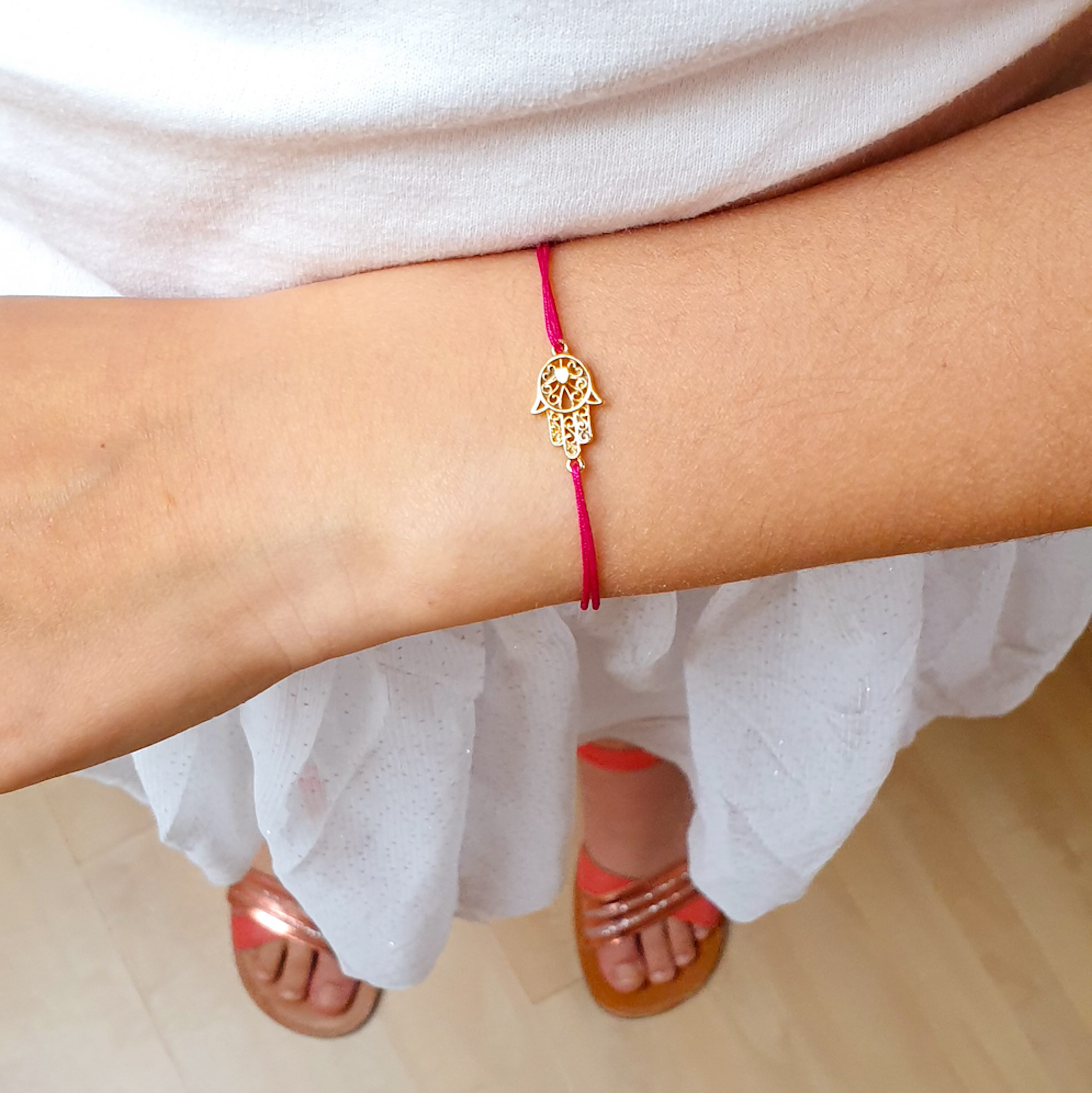 bracelet-cordon-fille-bijou-musulman-main-de-fatma