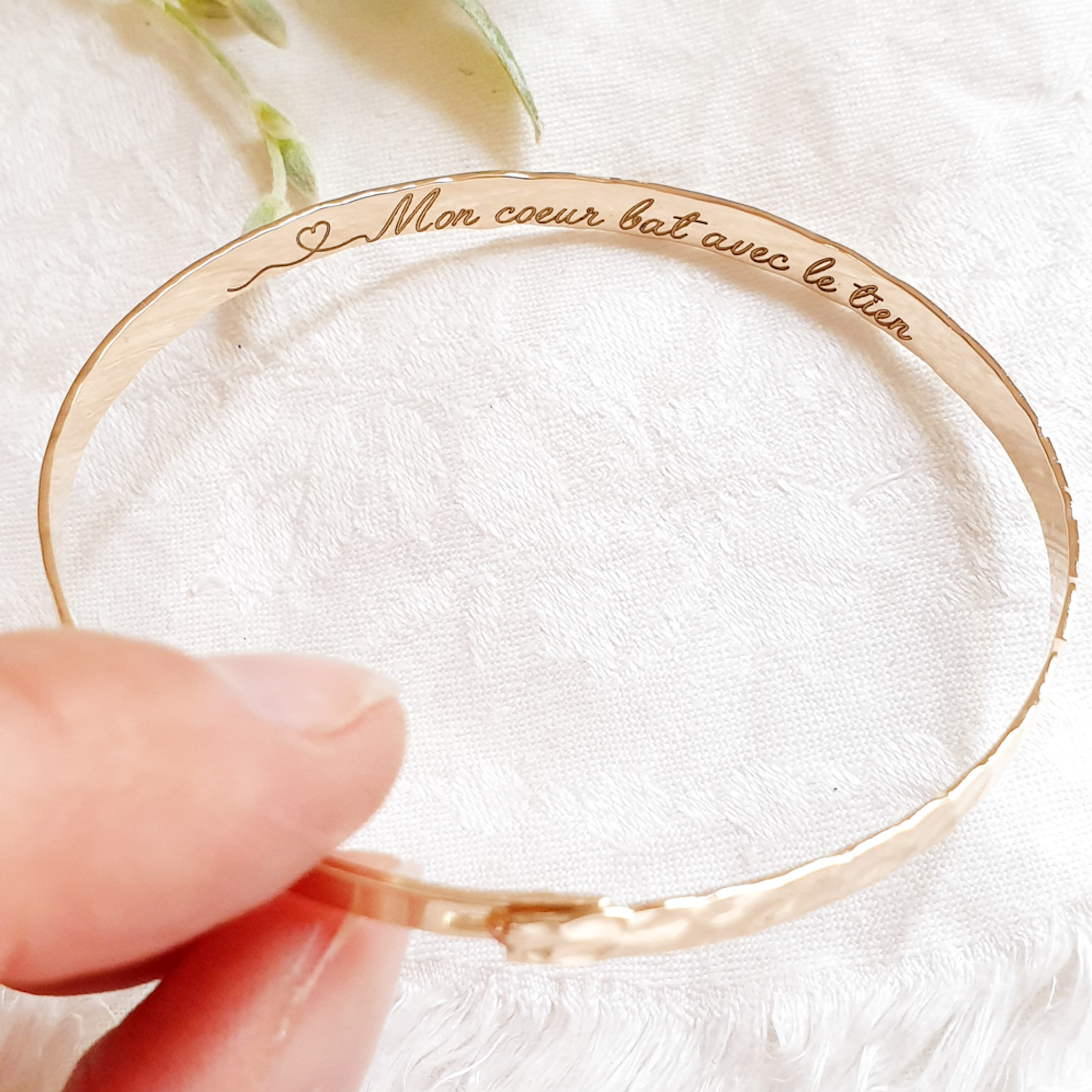 bracelet-jonc-personnalise-femme-cherie