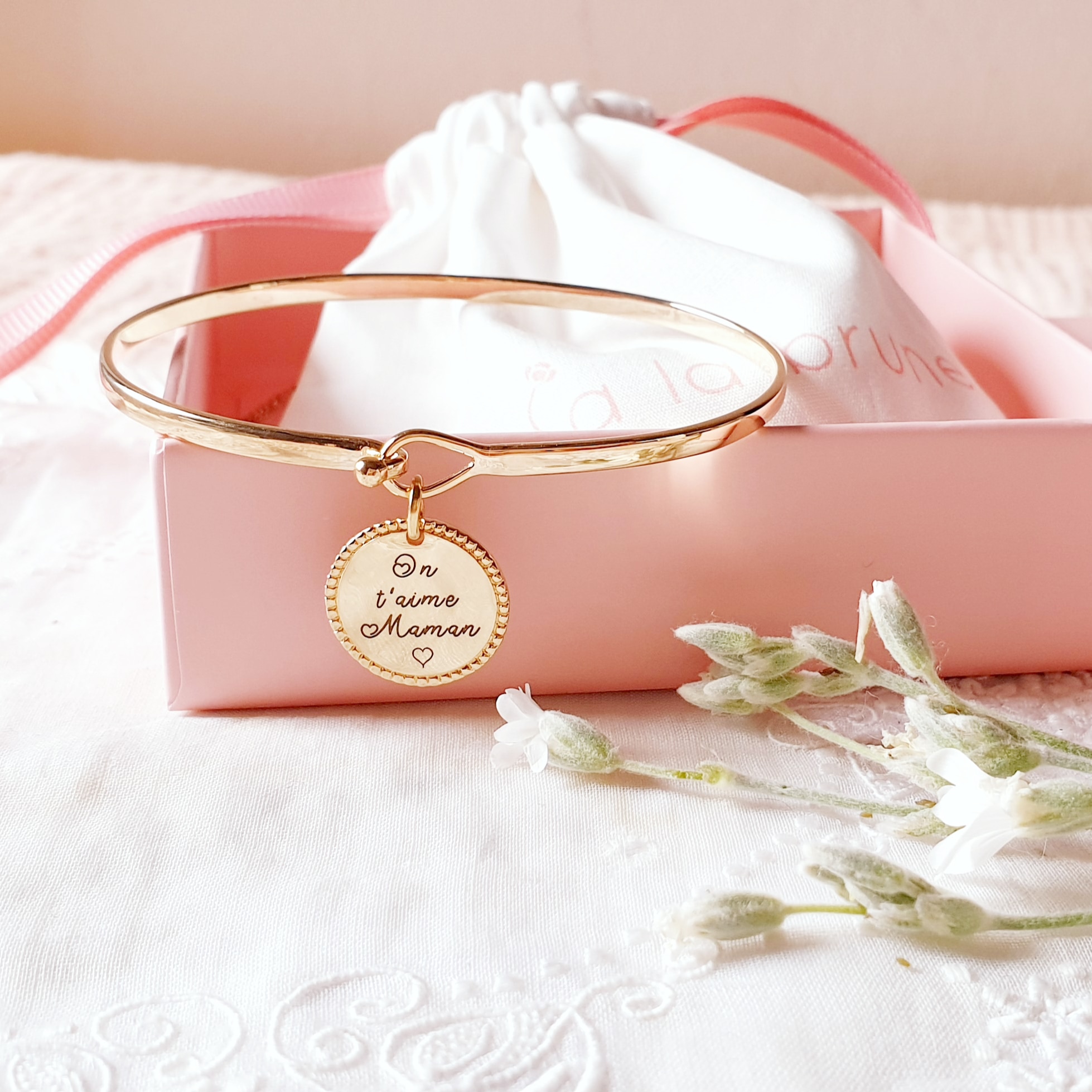 bracelet-maman-jonc-personnalise