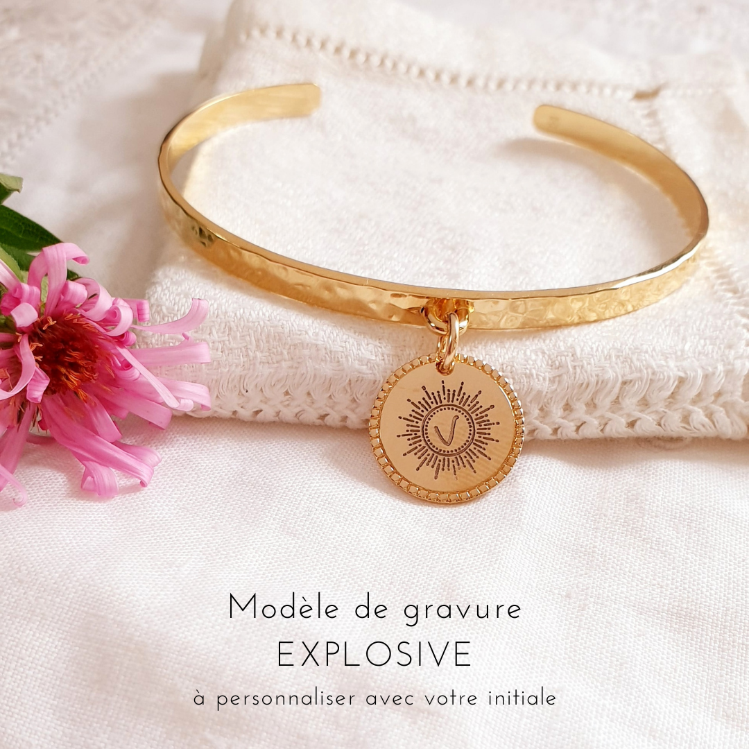 bracelet-jonc-personnalise-initiale-maman