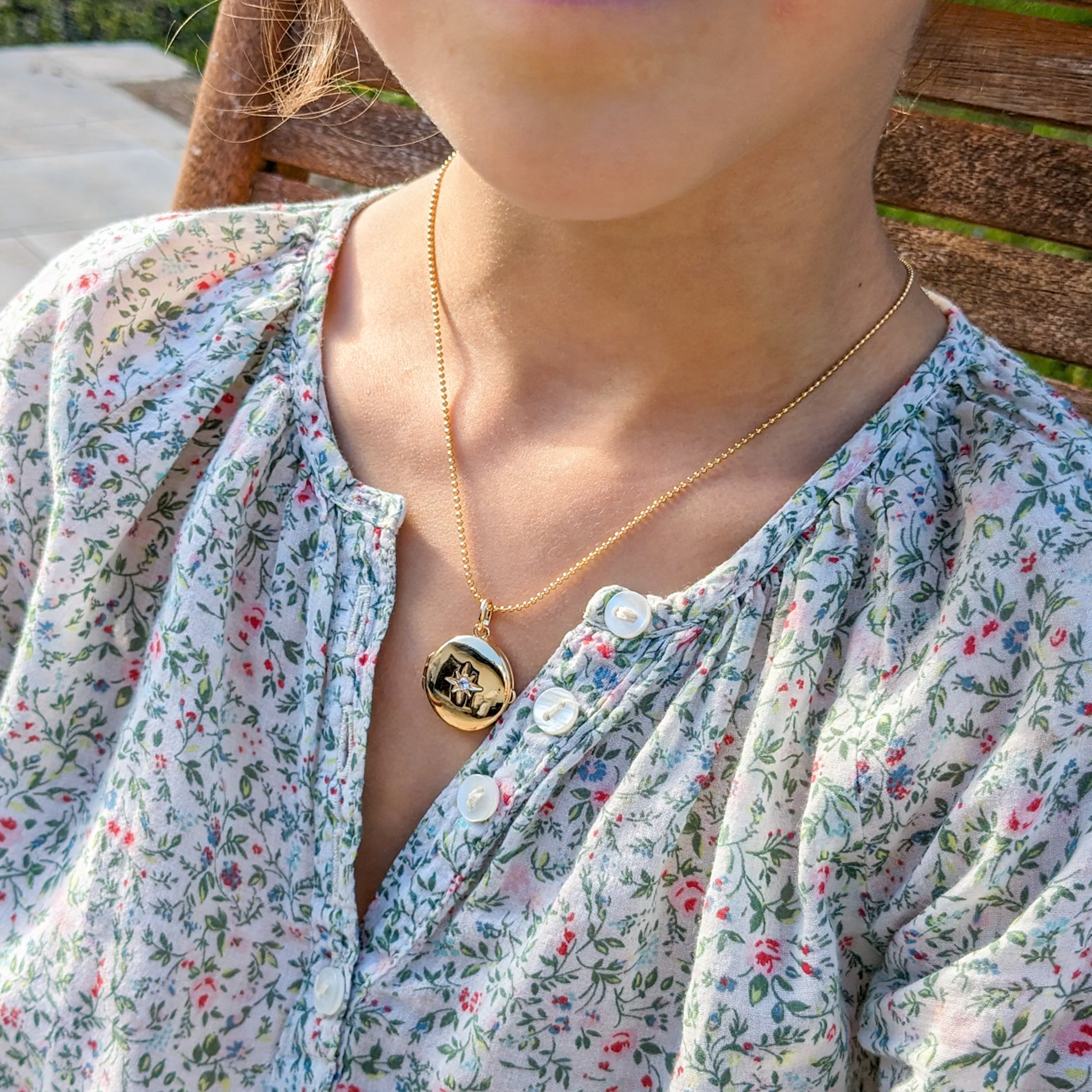 collier-fille-personnalisable-medaillon