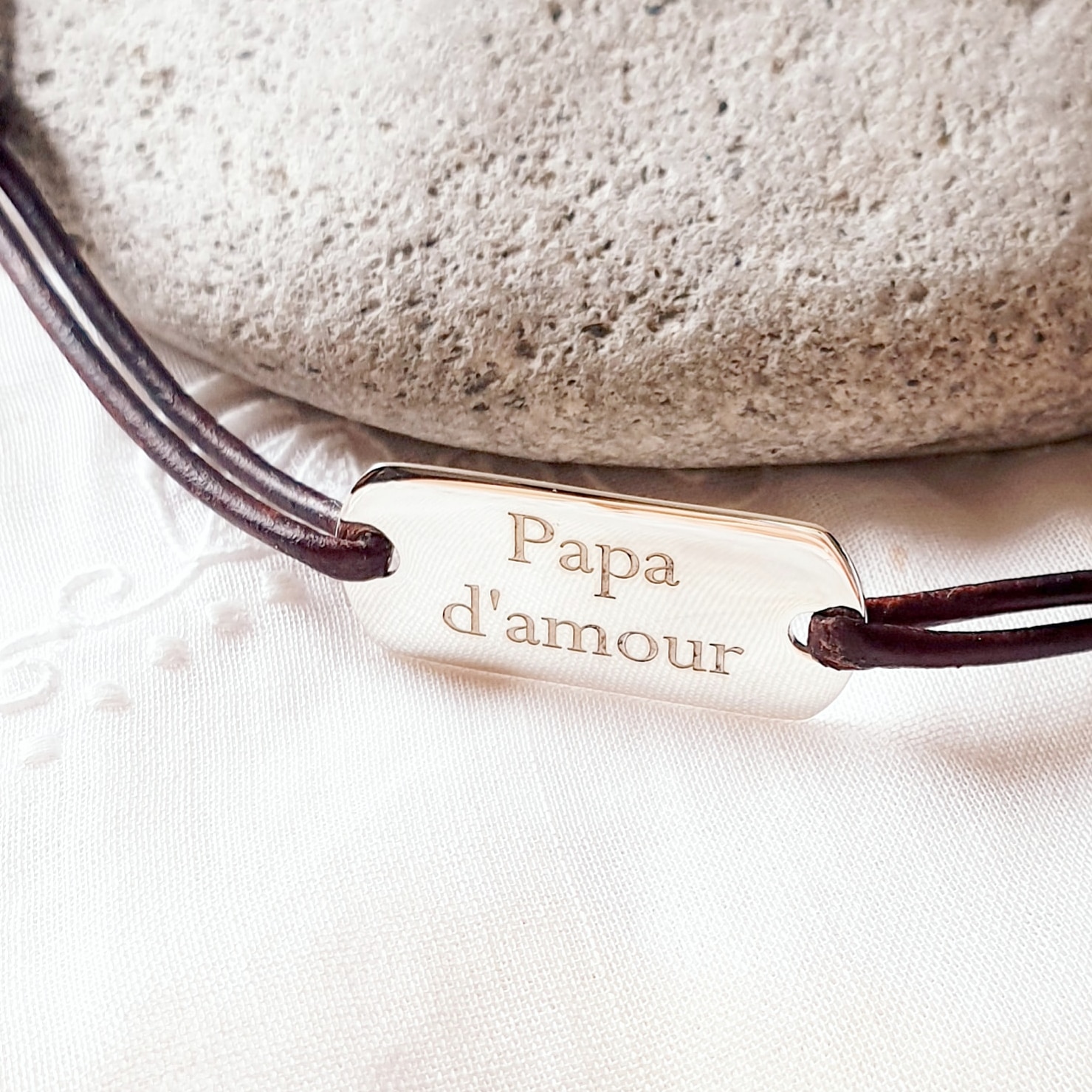 bracelet-personnalise-homme-cuir-pere-grave