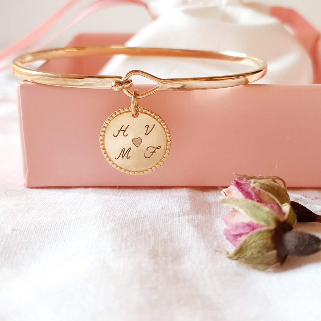 bracelet-jonc-personnalise-famille