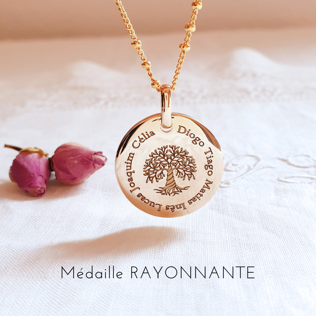 pendentif-personnalise-arbre-de-vie