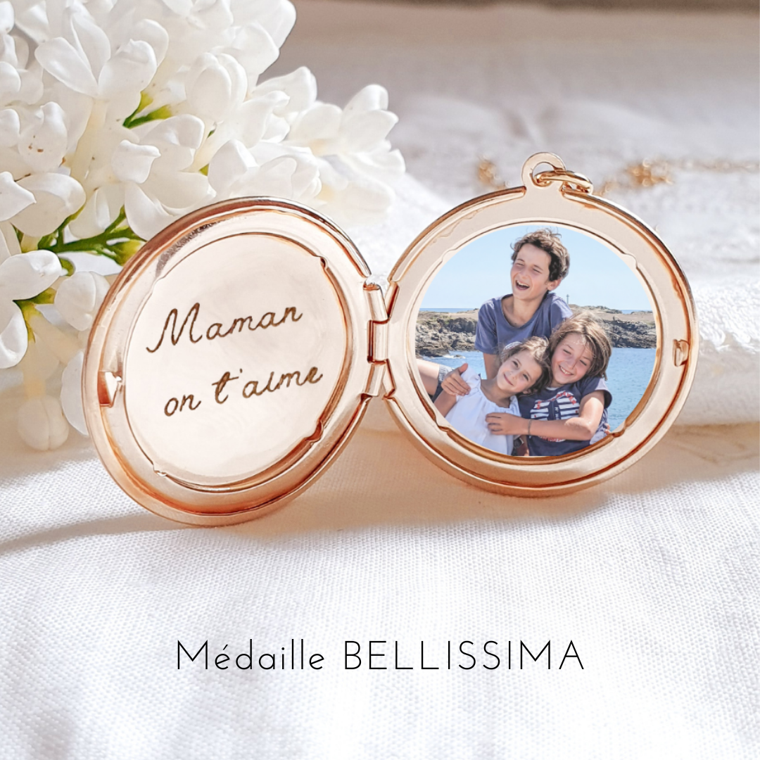 pendentif-avec-photo-medaillon-rond-grave-maman